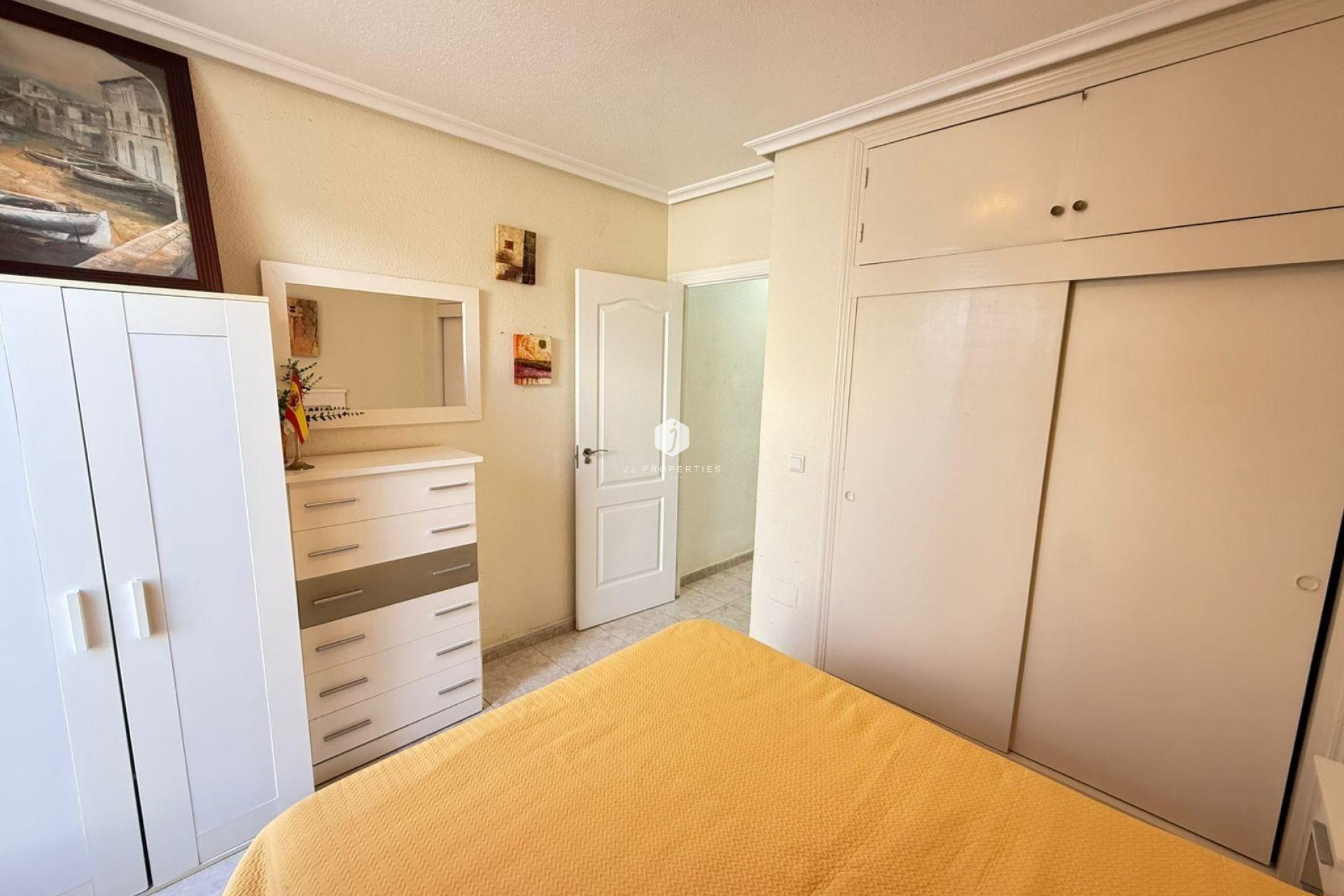 Aus zweiter Hand - Chalet -
Torrevieja - Calas blanca