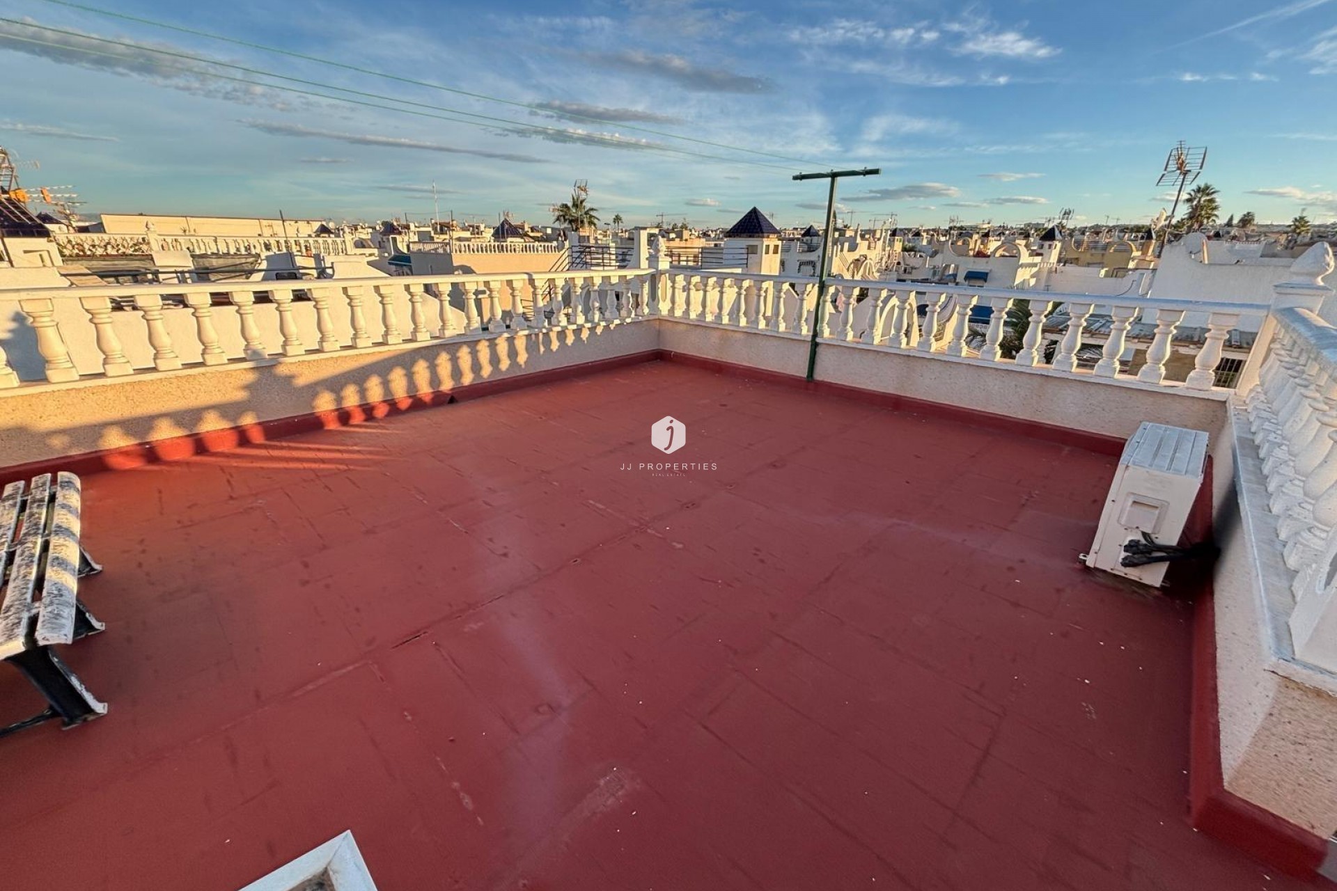 Aus zweiter Hand - Chalet -
Torrevieja - Carrefour