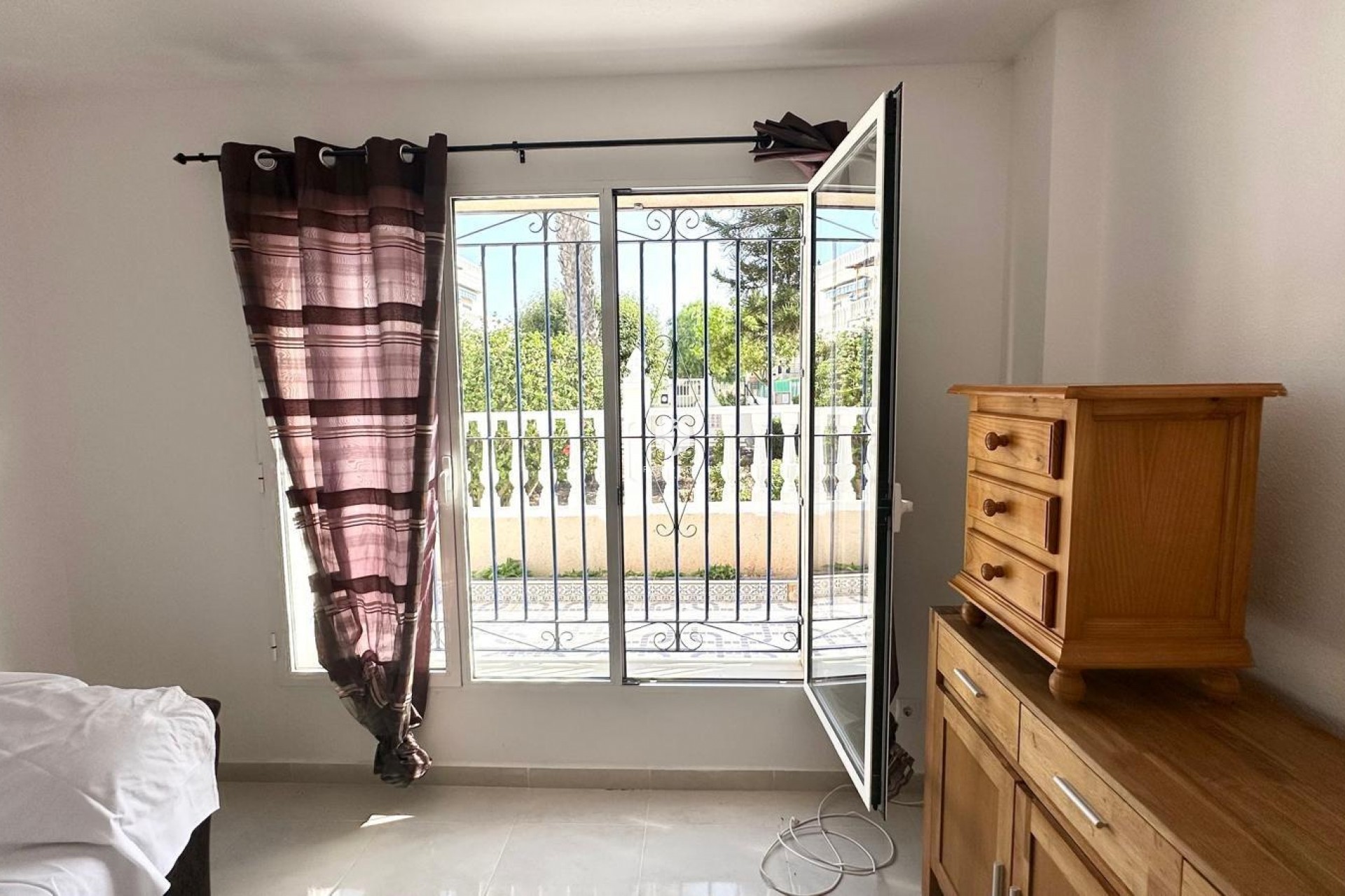 Aus zweiter Hand - Chalet -
Torrevieja - Carrefour