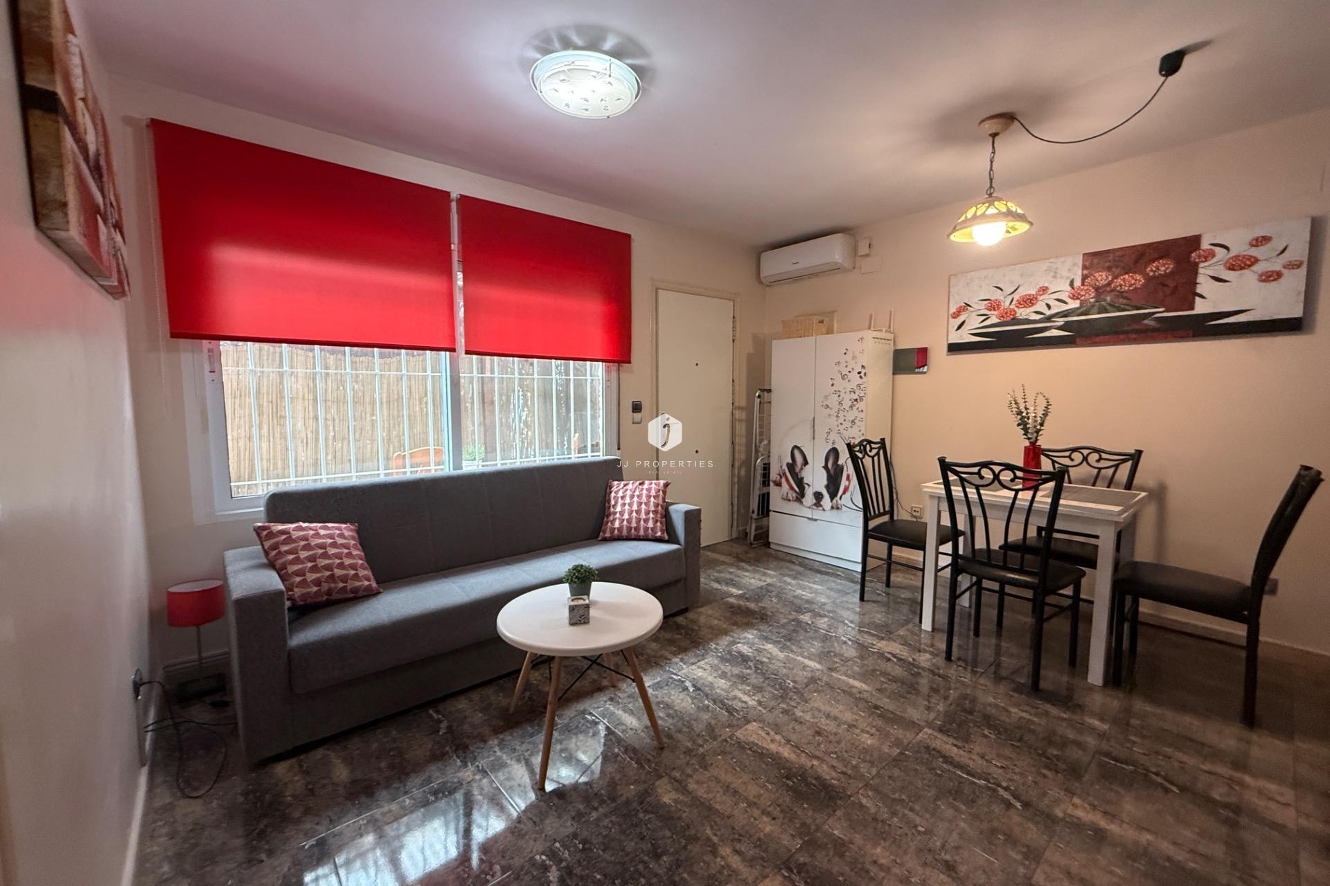 Aus zweiter Hand - Chalet -
Torrevieja - Carrefour