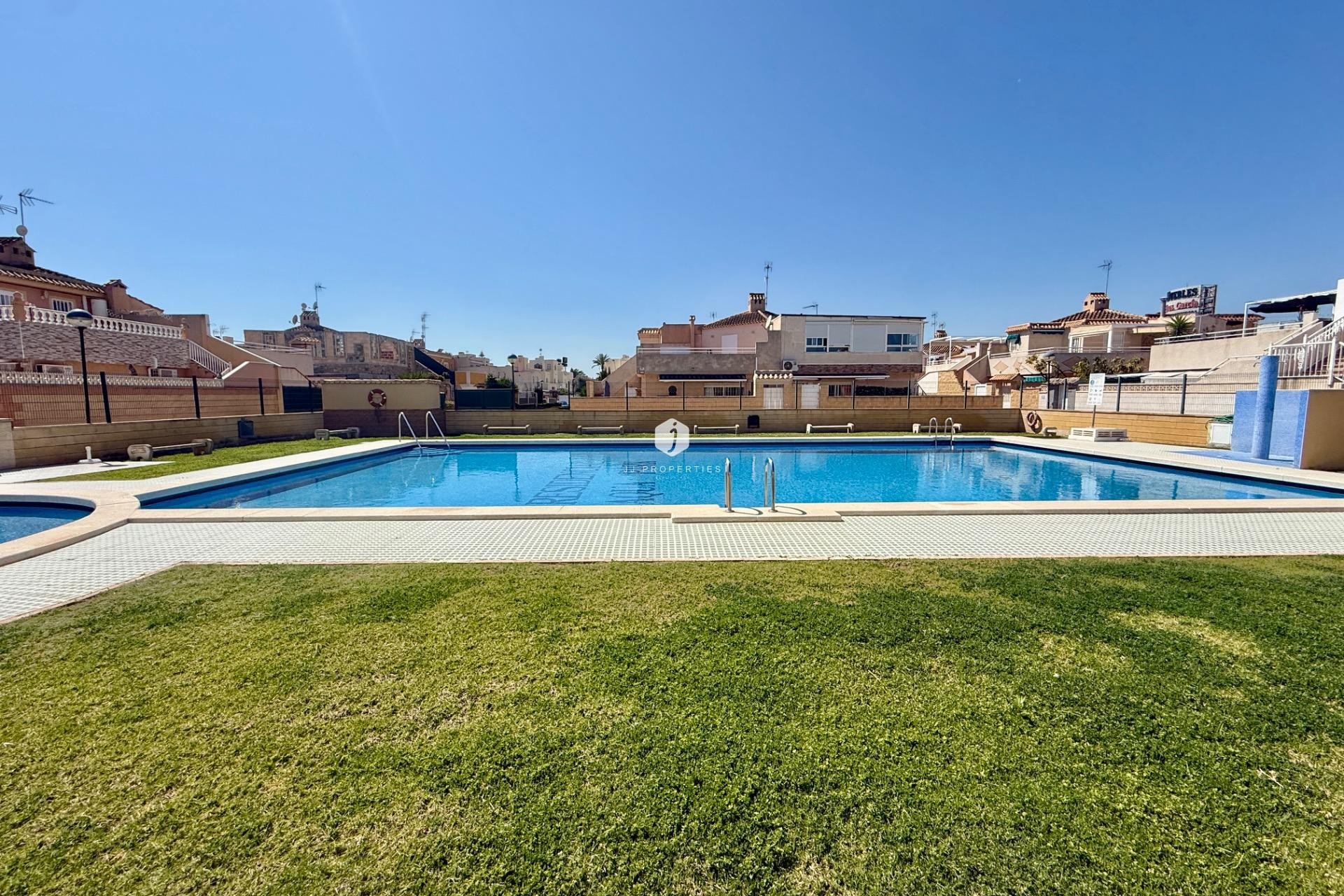 Aus zweiter Hand - Chalet -
Torrevieja - Carrefour