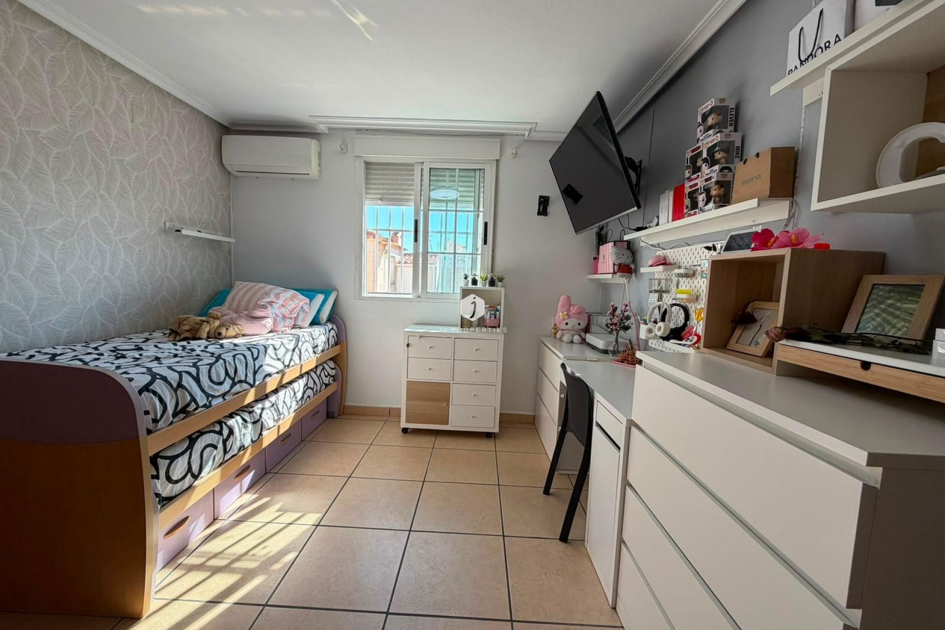 Aus zweiter Hand - Chalet -
Torrevieja - Carrefour