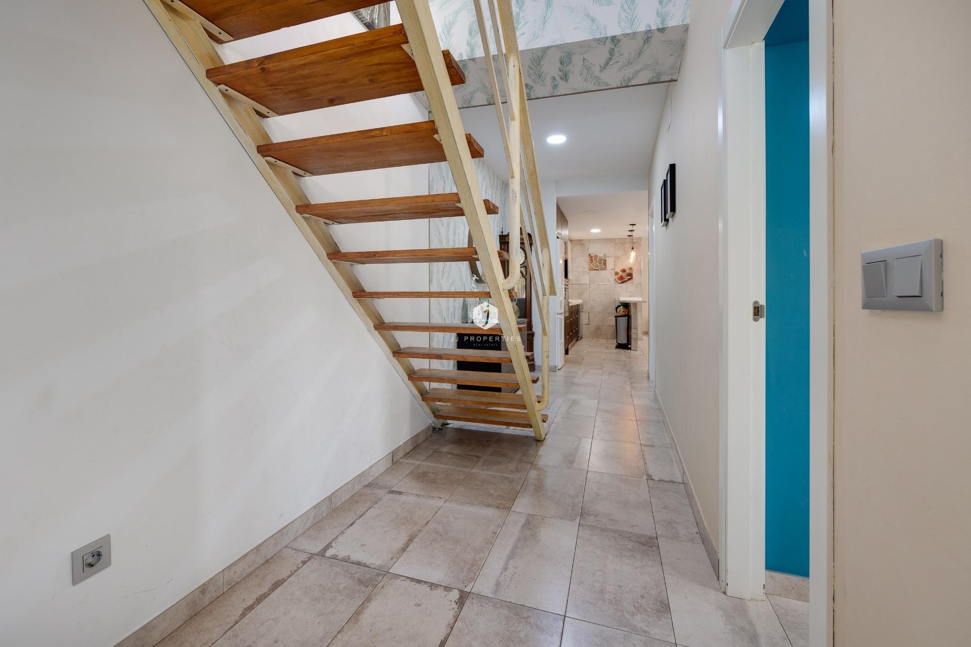 Aus zweiter Hand - Chalet -
Torrevieja - Centro