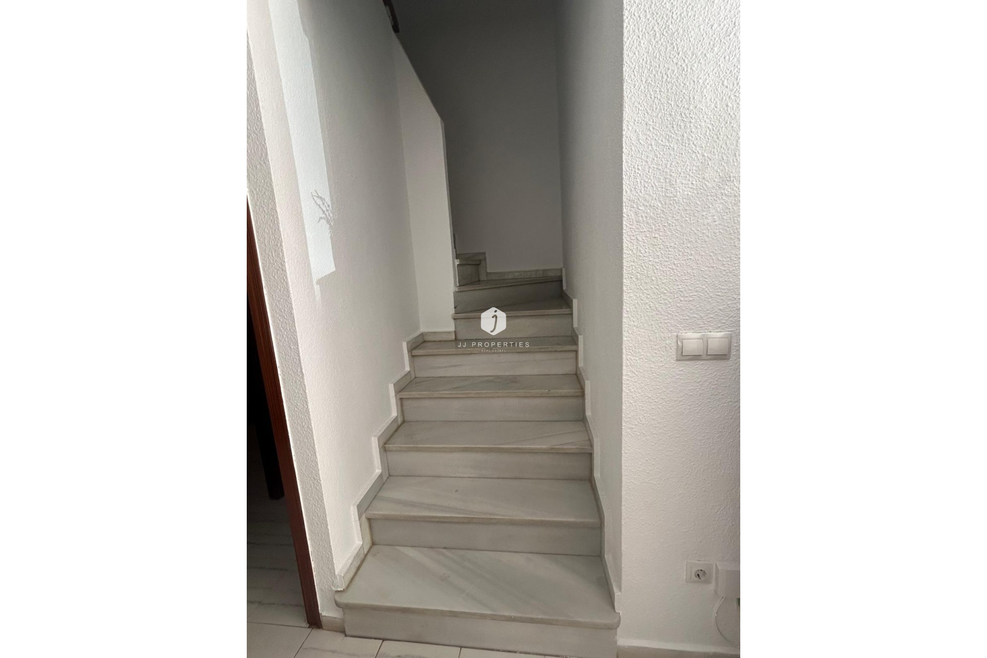 Aus zweiter Hand - Chalet -
Torrevieja - Centro