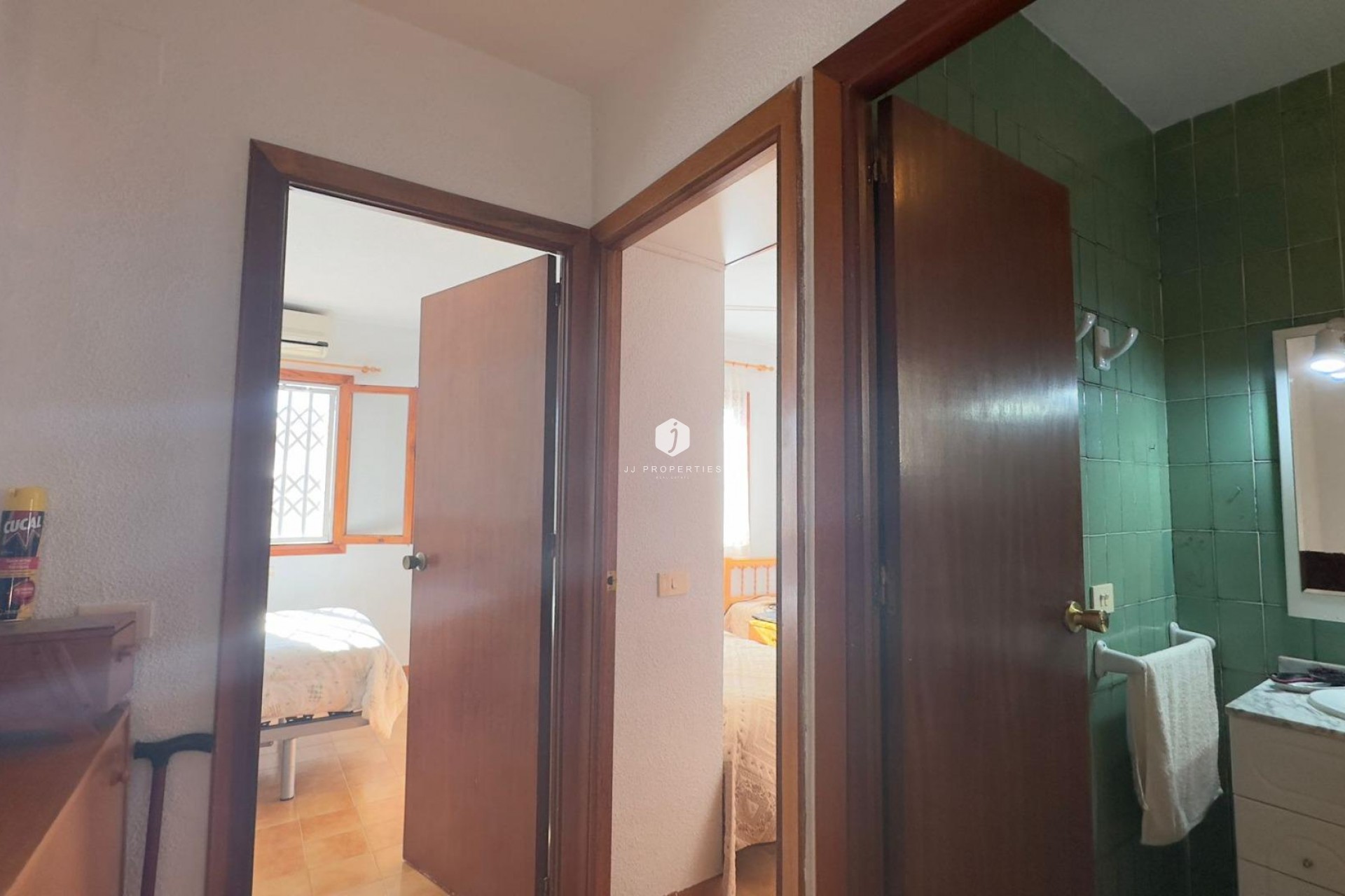 Aus zweiter Hand - Chalet -
Torrevieja - Centro