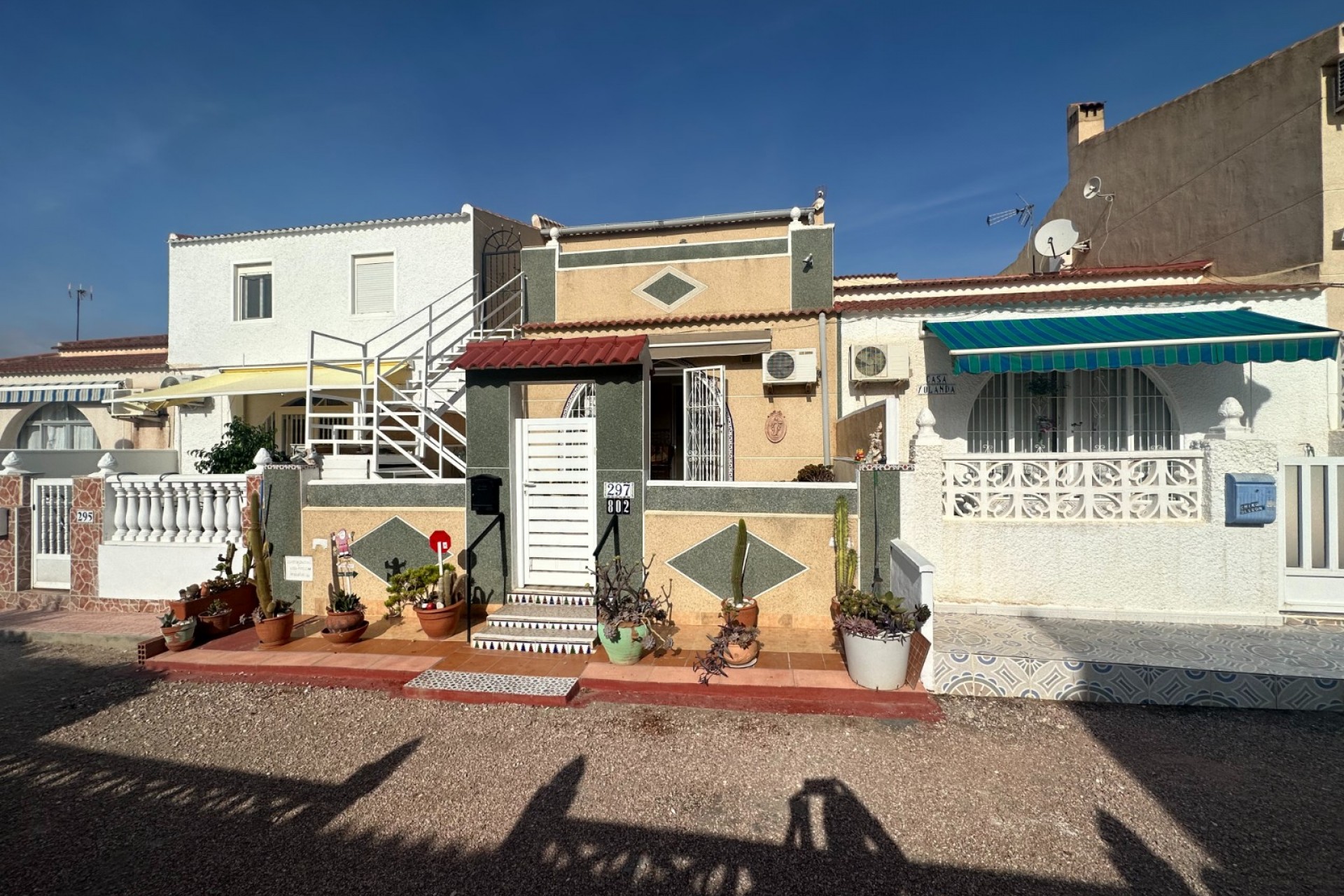 Aus zweiter Hand - Chalet -
Torrevieja - Costa Blanca