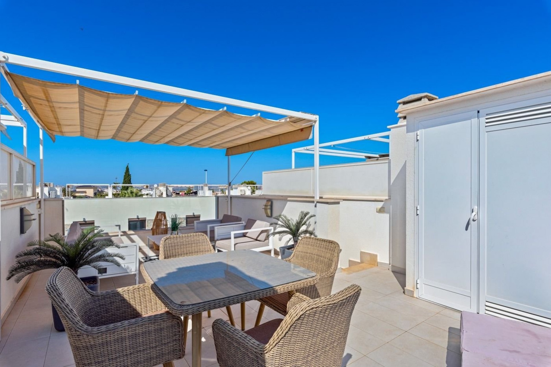 Aus zweiter Hand - Chalet -
Torrevieja - Costa Blanca