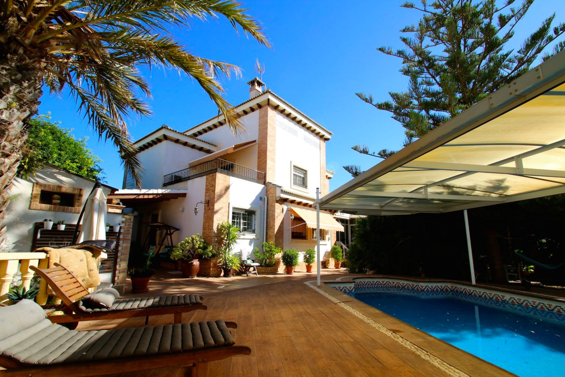 Aus zweiter Hand - Chalet -
Torrevieja - Costa Blanca