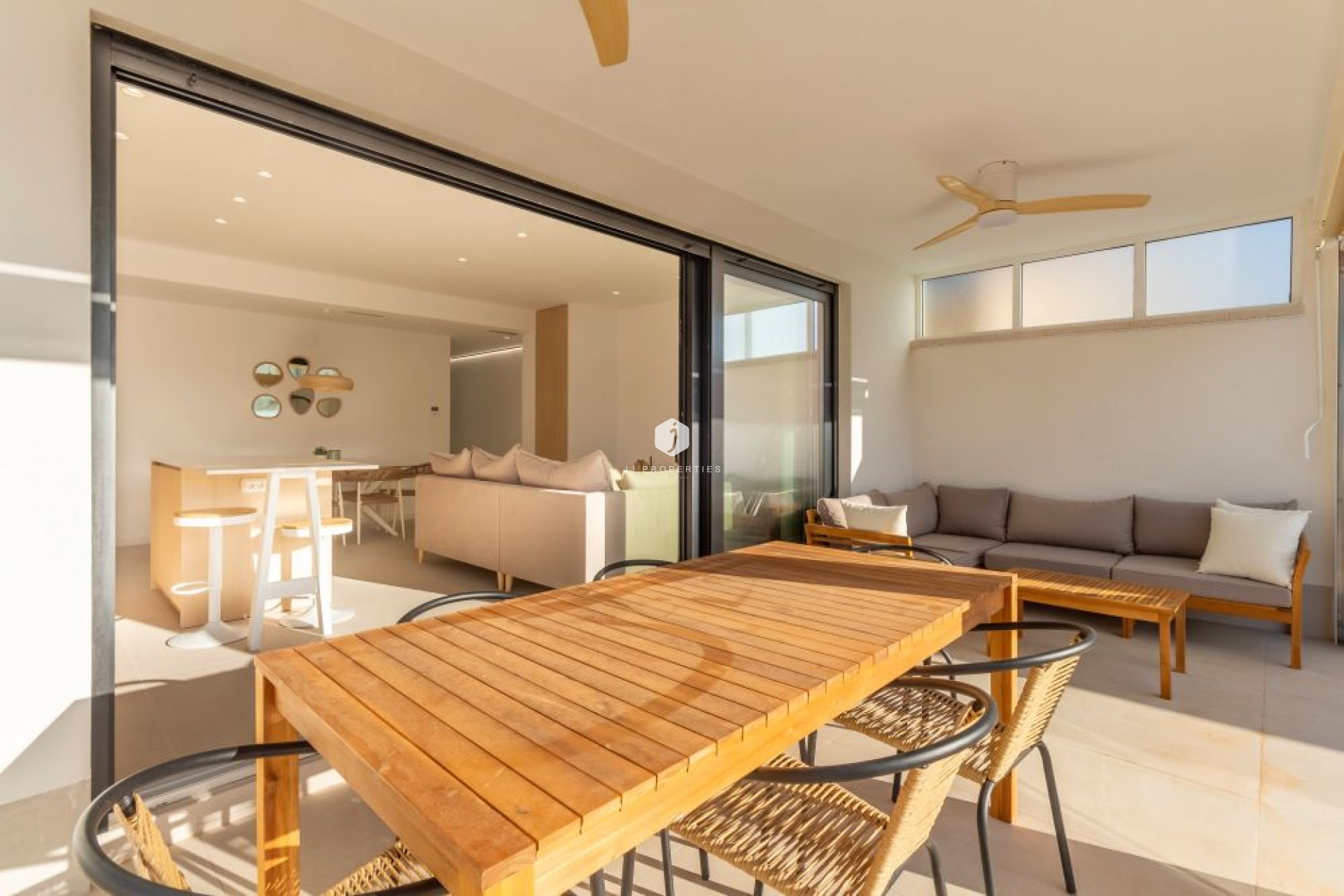 Aus zweiter Hand - Chalet -
Torrevieja - Costa Blanca