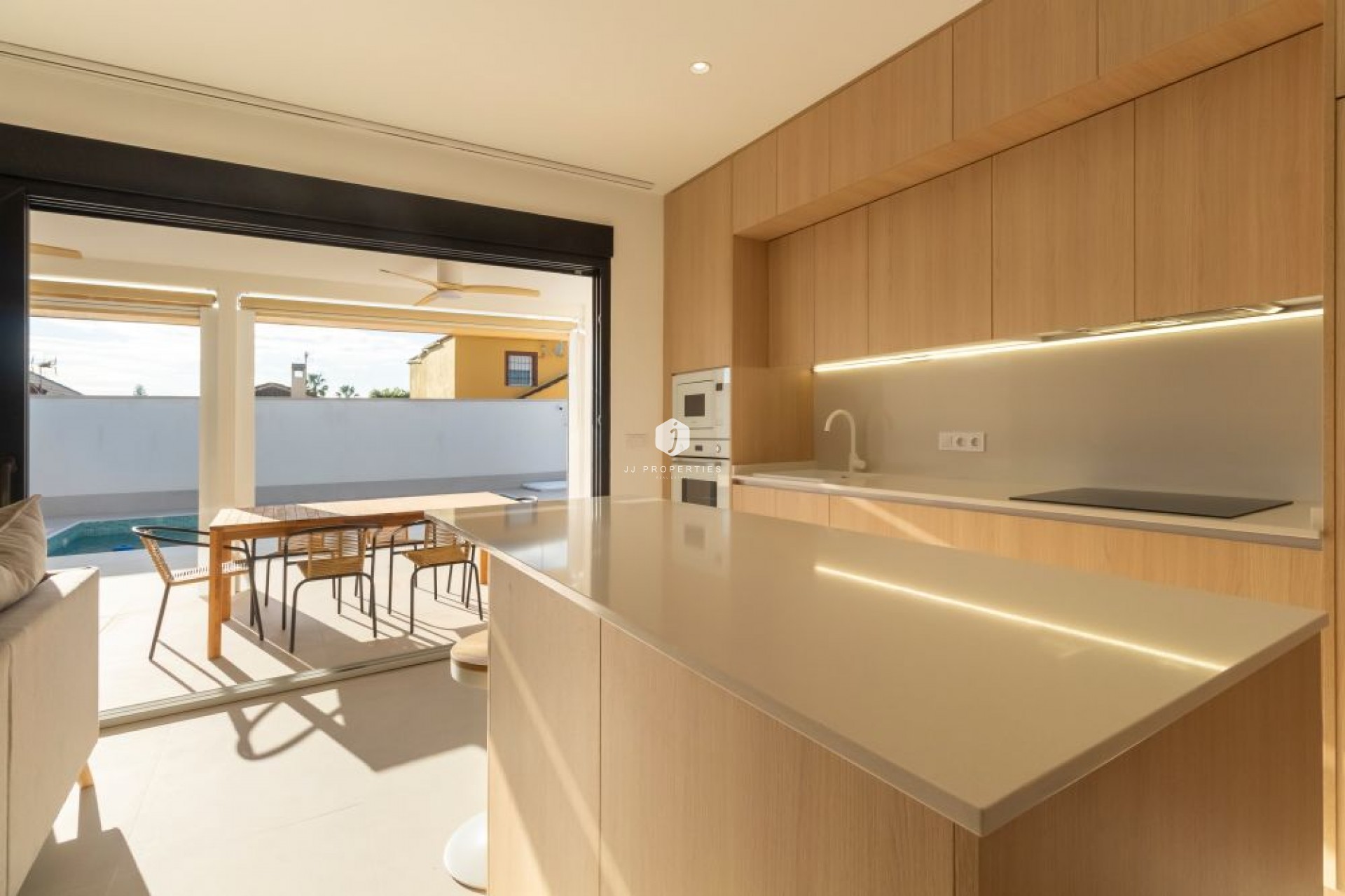 Aus zweiter Hand - Chalet -
Torrevieja - Costa Blanca