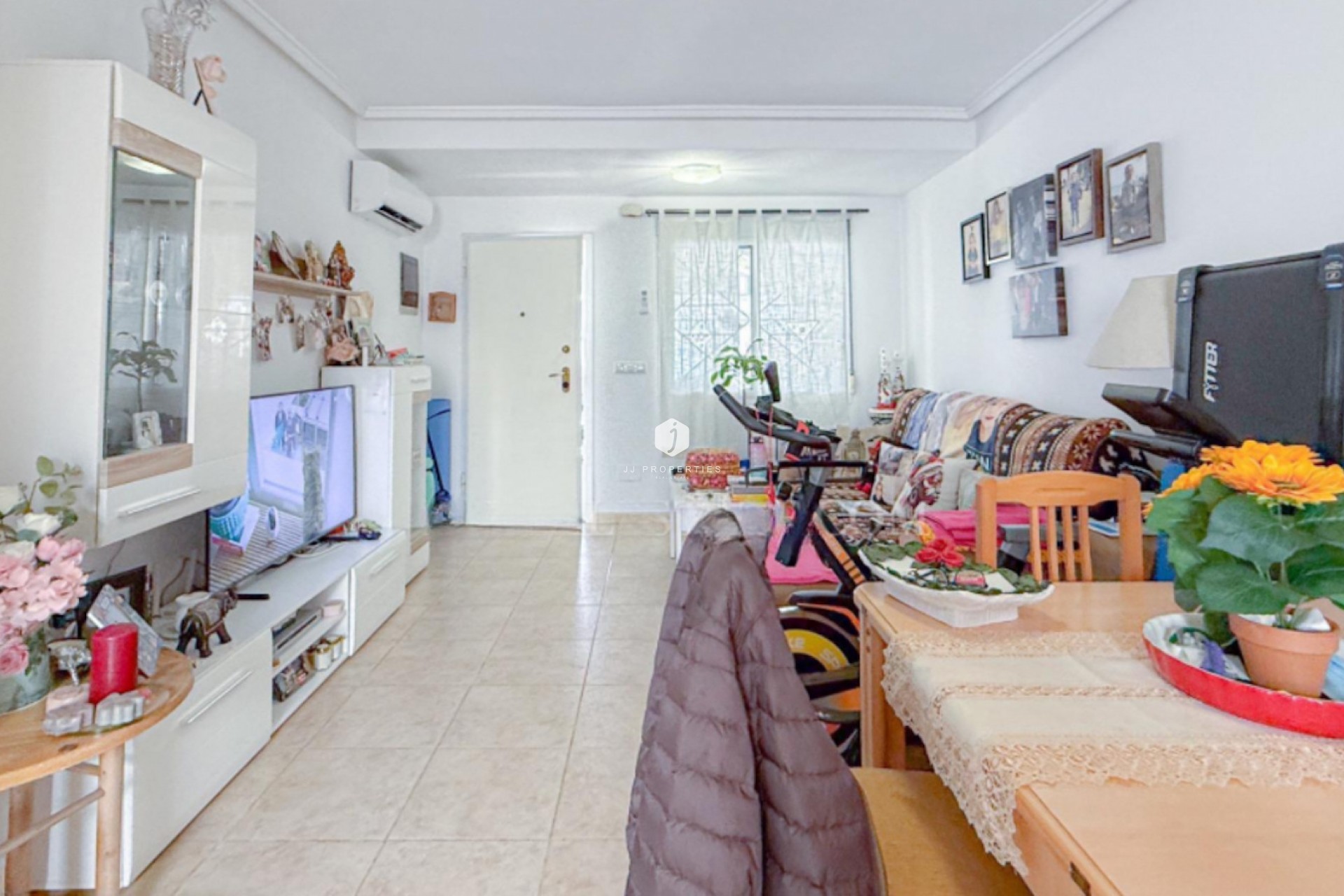 Aus zweiter Hand - Chalet -
Torrevieja - Costa Blanca