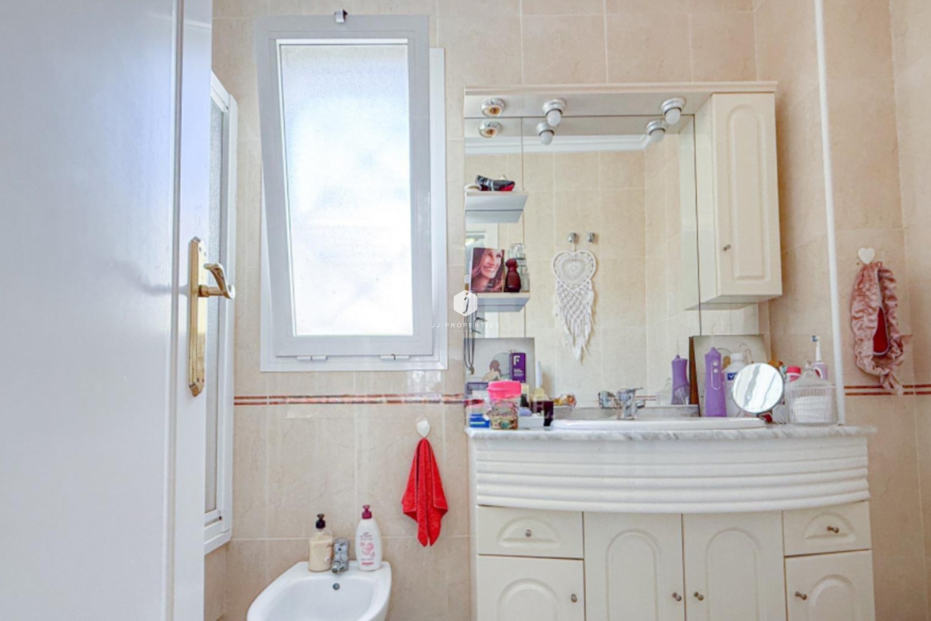 Aus zweiter Hand - Chalet -
Torrevieja - Costa Blanca