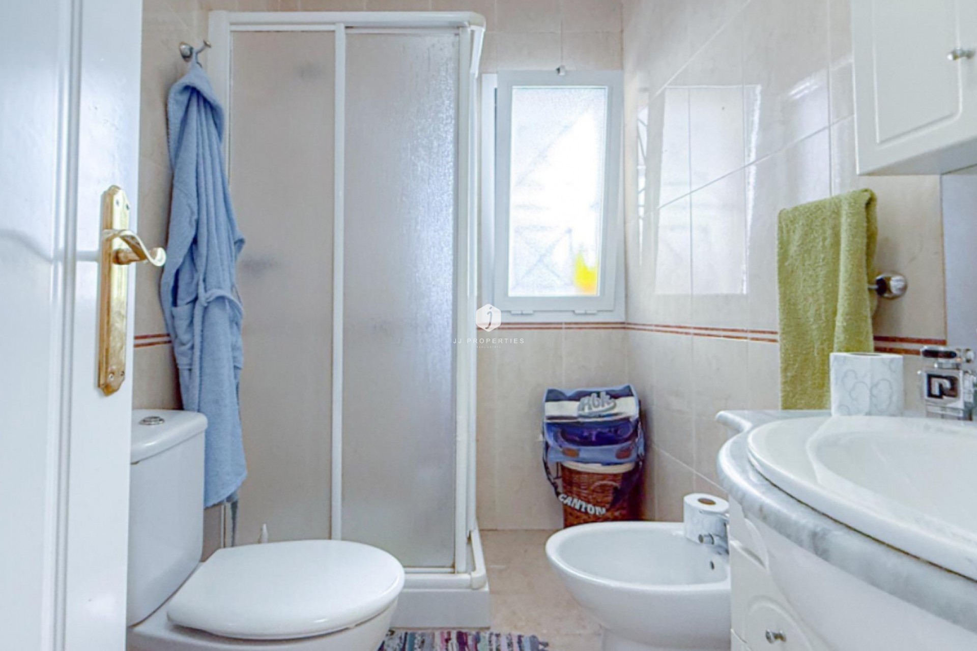 Aus zweiter Hand - Chalet -
Torrevieja - Costa Blanca