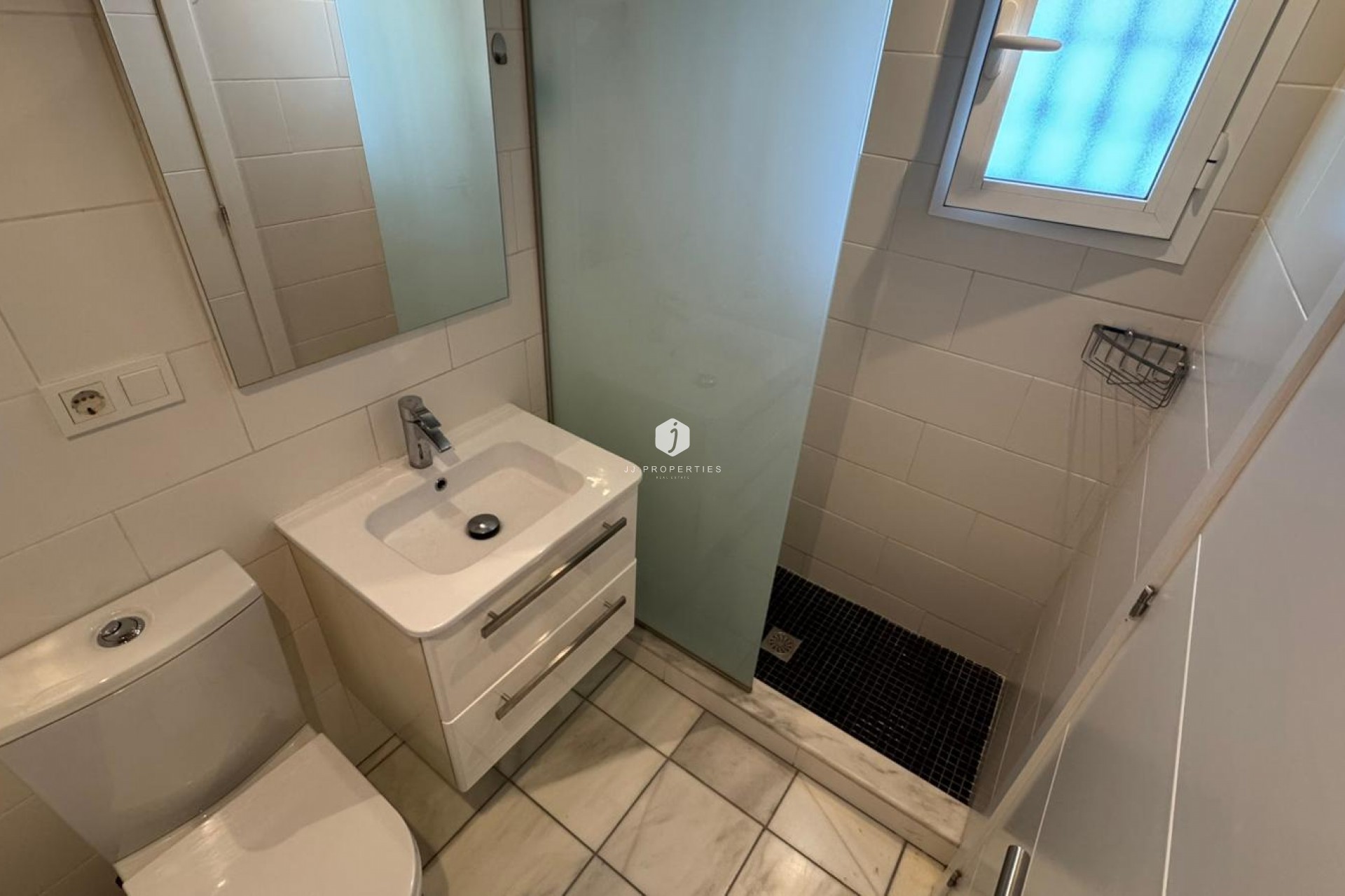 Aus zweiter Hand - Chalet -
Torrevieja - Costa Blanca