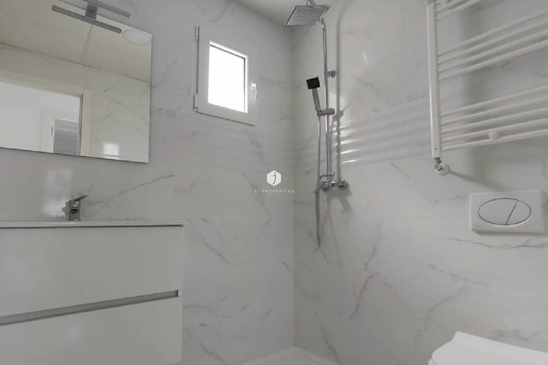 Aus zweiter Hand - Chalet -
Torrevieja - Costa Blanca