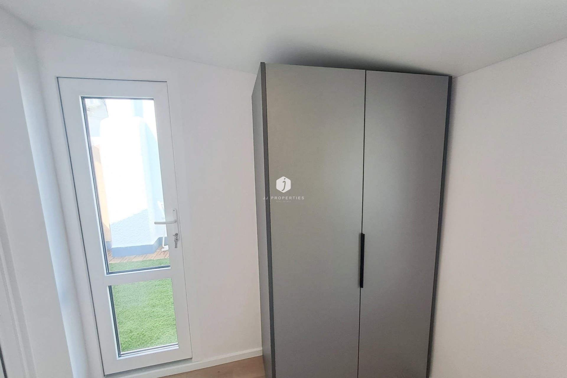 Aus zweiter Hand - Chalet -
Torrevieja - Costa Blanca