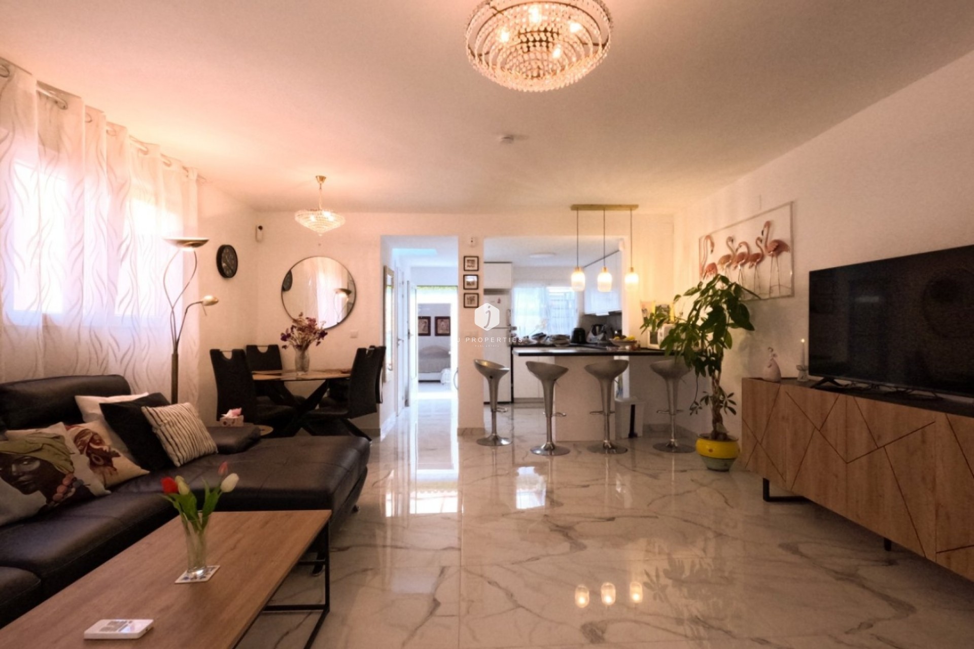 Aus zweiter Hand - Chalet -
Torrevieja - Costa Blanca