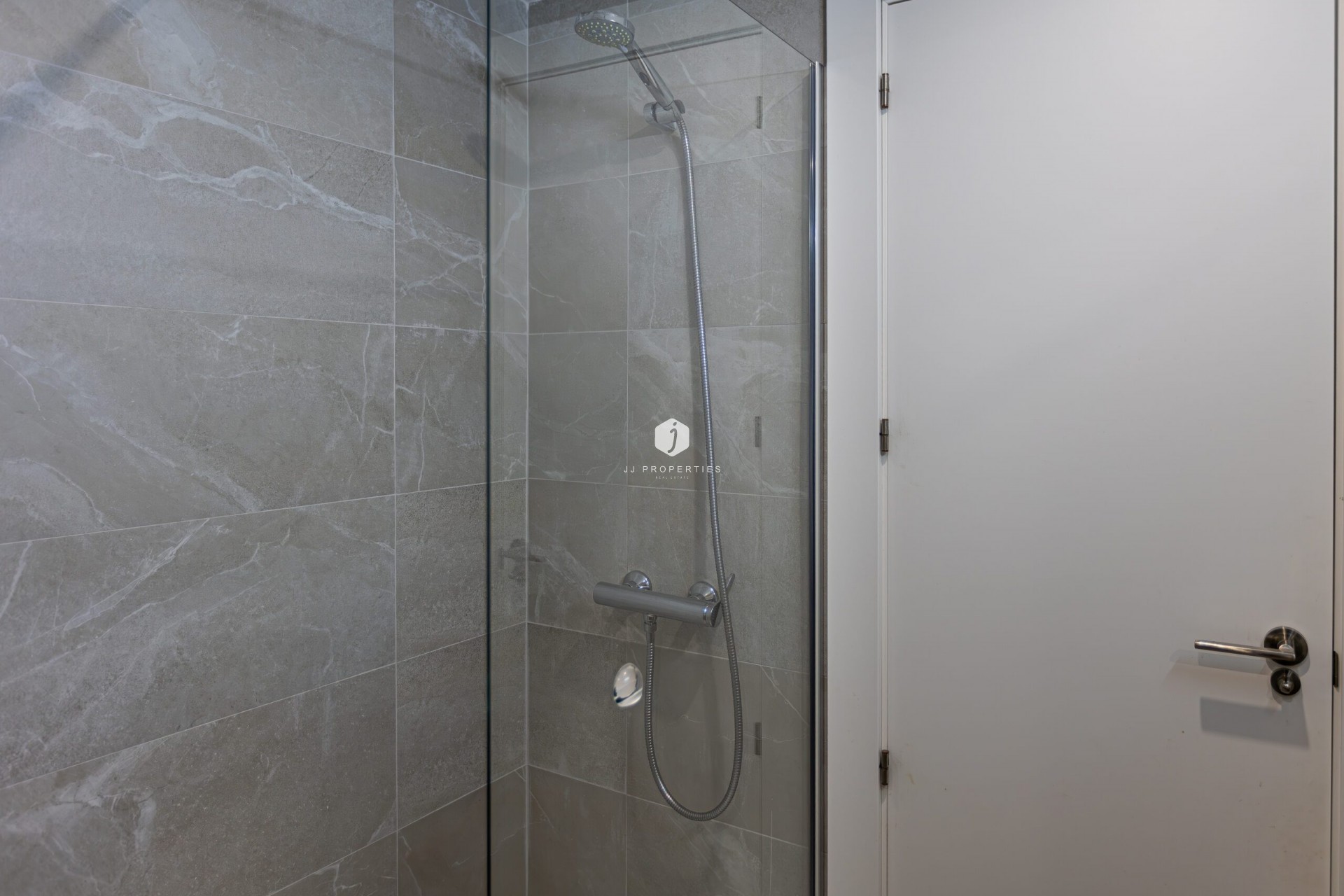 Aus zweiter Hand - Chalet -
Torrevieja - Costa Blanca