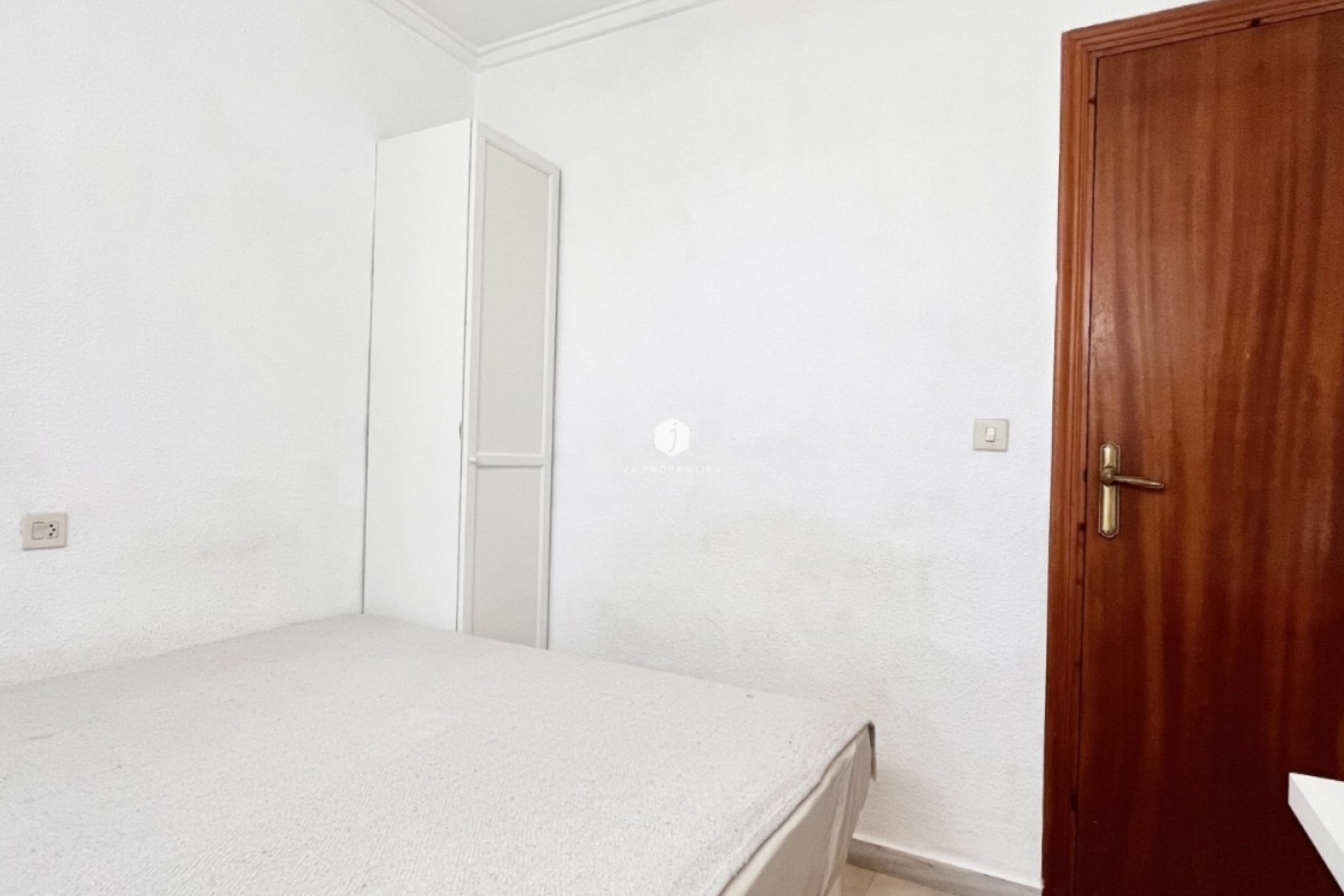 Aus zweiter Hand - Chalet -
Torrevieja - Costa Blanca