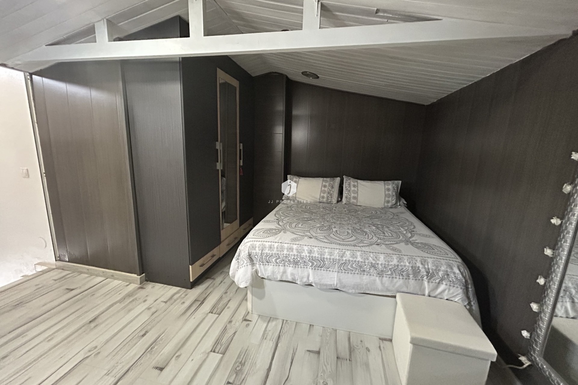 Aus zweiter Hand - Chalet -
Torrevieja - Costa Blanca