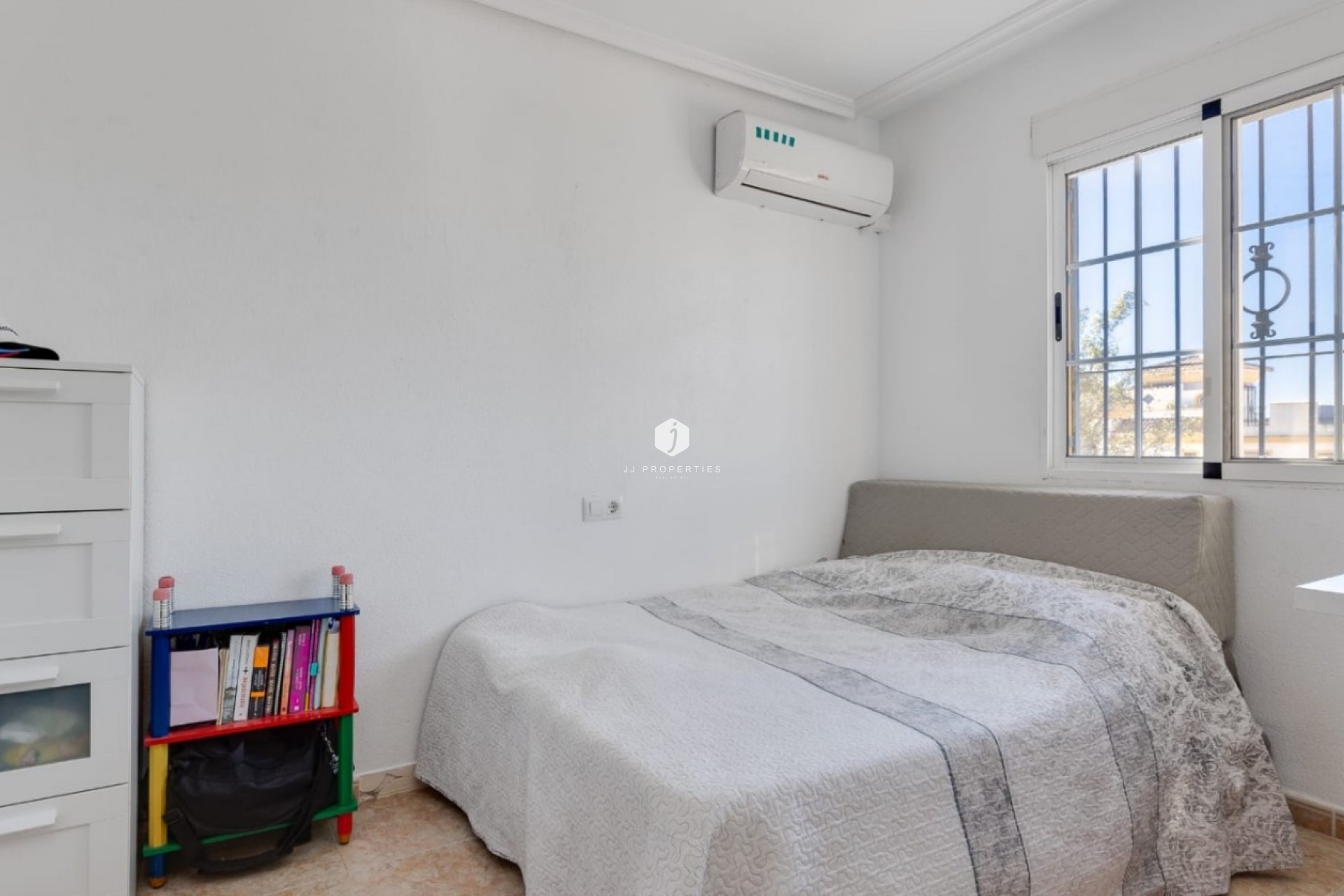 Aus zweiter Hand - Chalet -
Torrevieja - Costa Blanca