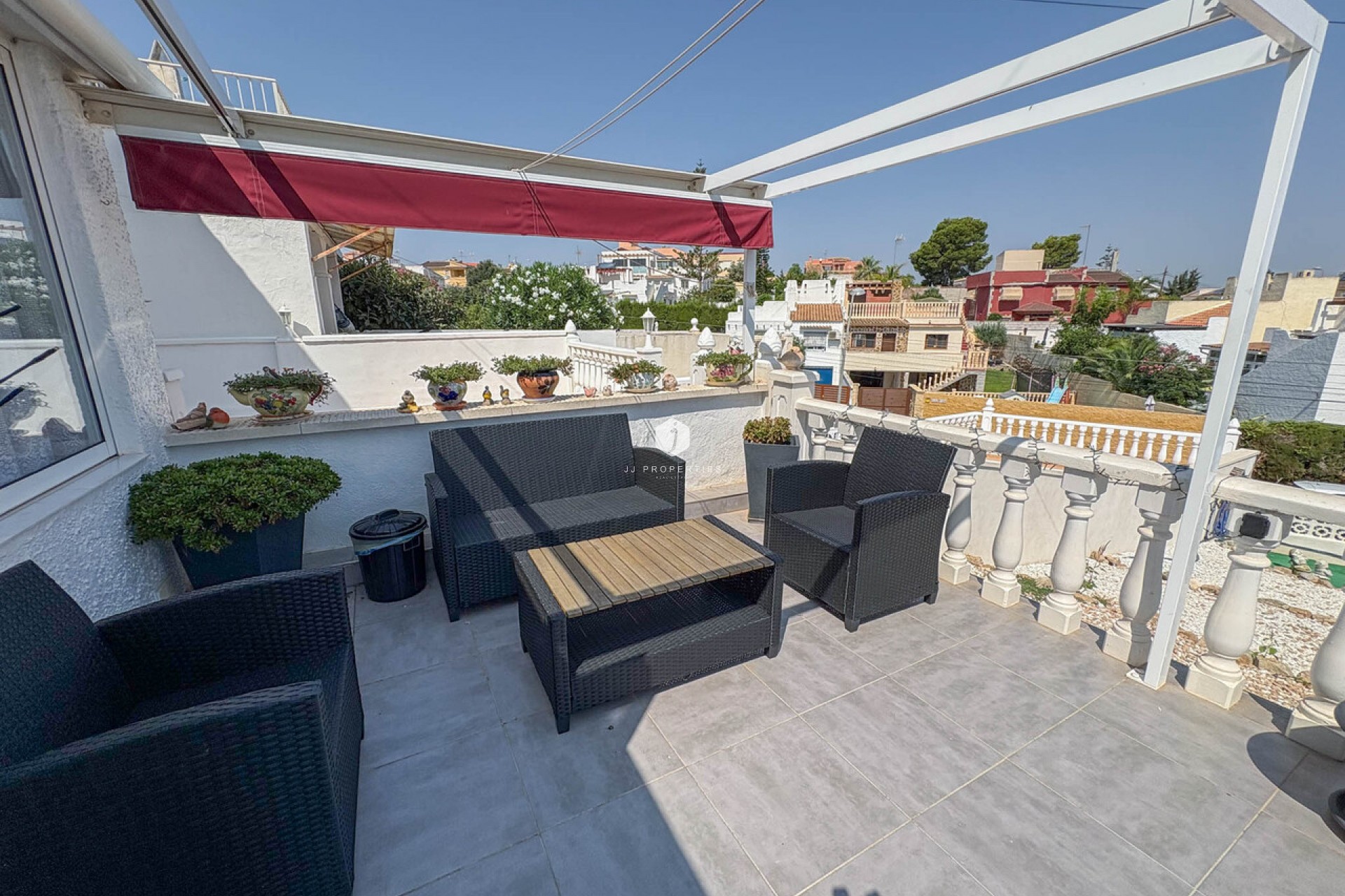 Aus zweiter Hand - Chalet -
Torrevieja - Costa Blanca