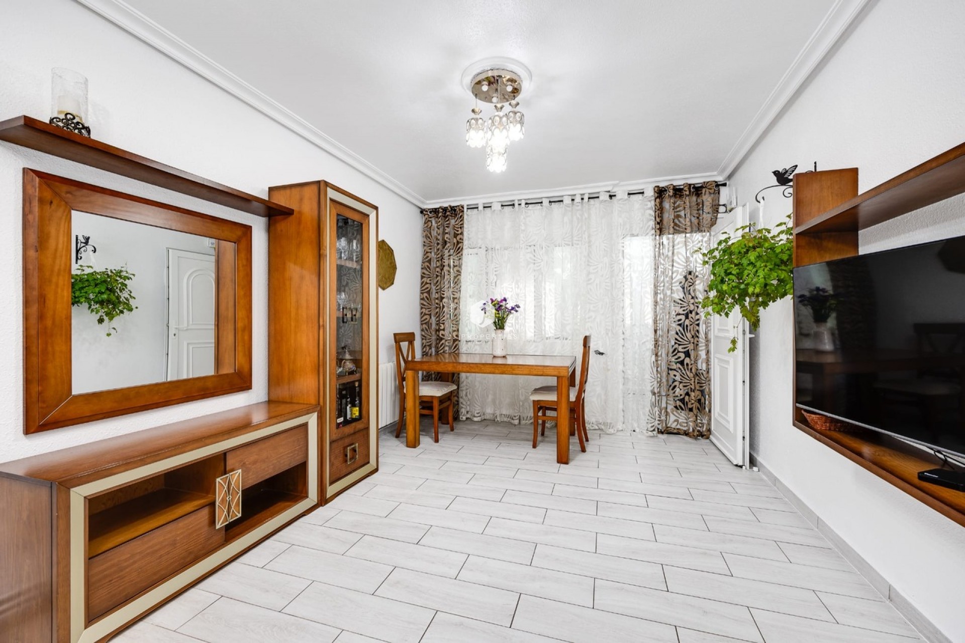 Aus zweiter Hand - Chalet -
Torrevieja - Costa Blanca