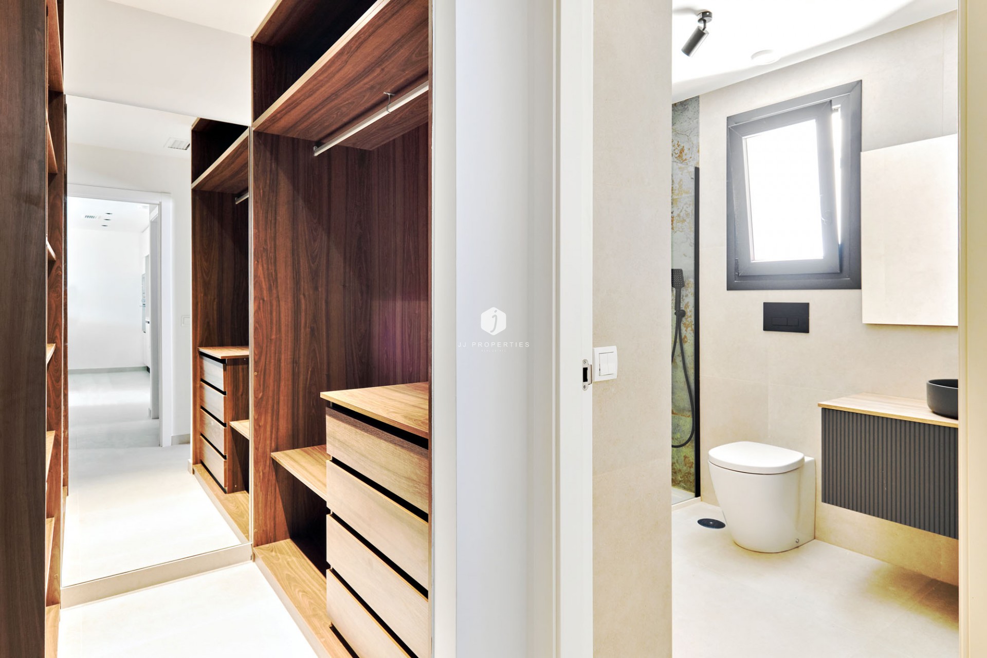 Aus zweiter Hand - Chalet -
Torrevieja - Costa Blanca