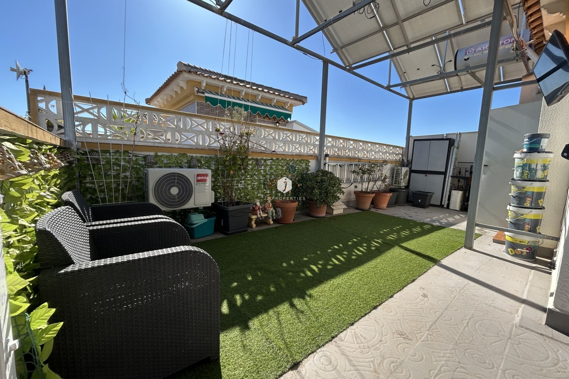 Aus zweiter Hand - Chalet -
Torrevieja - Costa Blanca