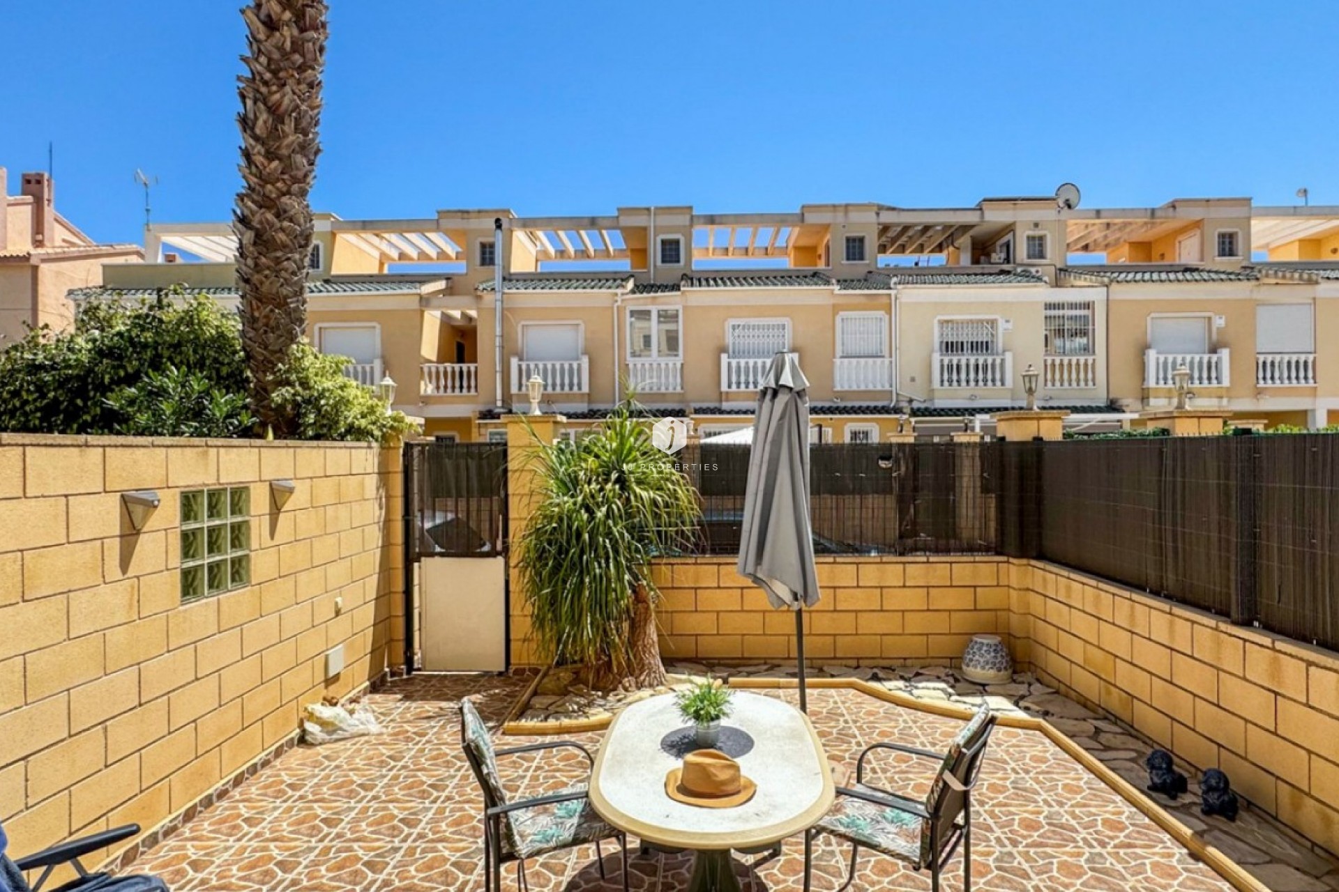 Aus zweiter Hand - Chalet -
Torrevieja - Costa Blanca