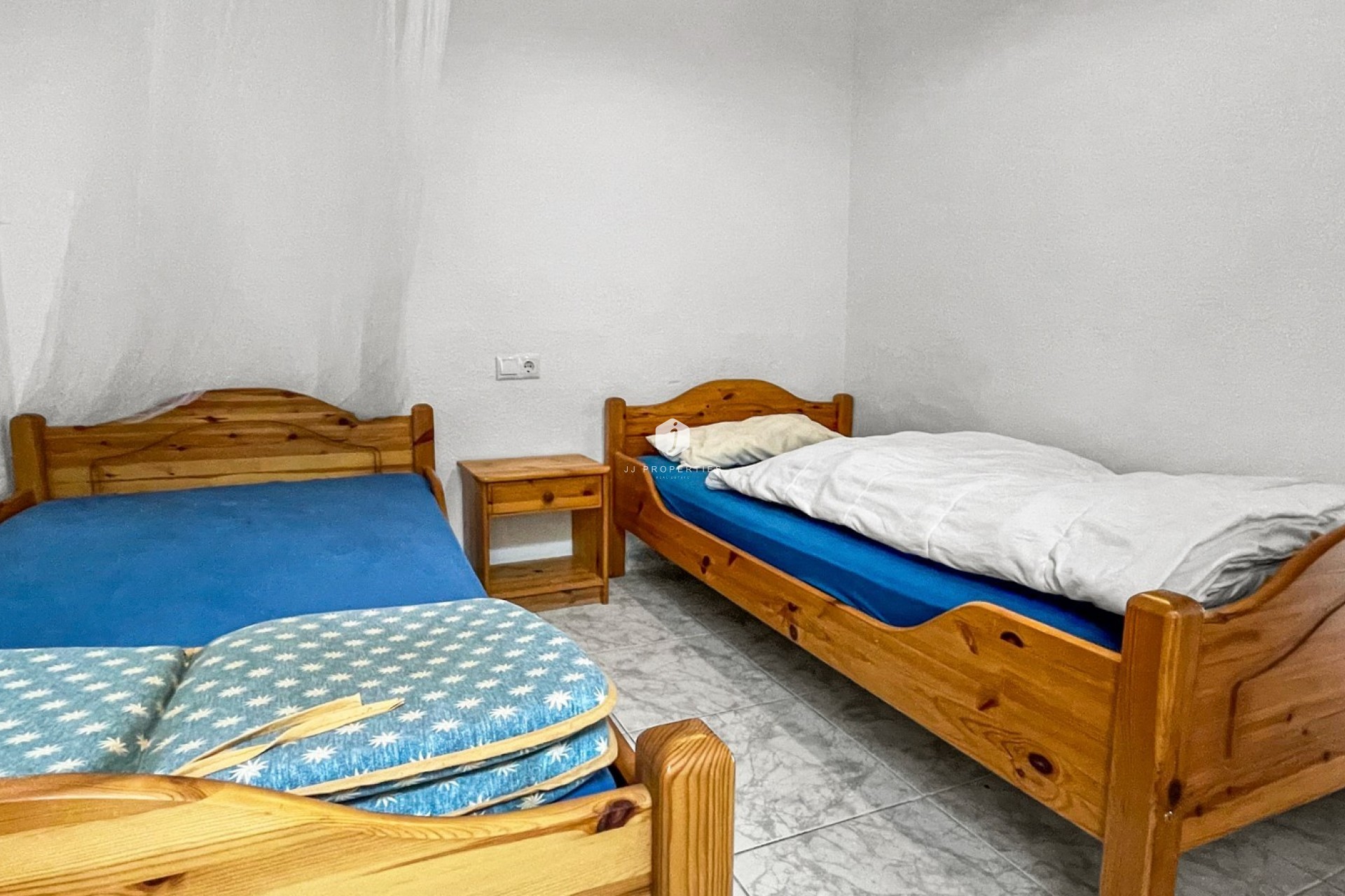 Aus zweiter Hand - Chalet -
Torrevieja - Costa Blanca