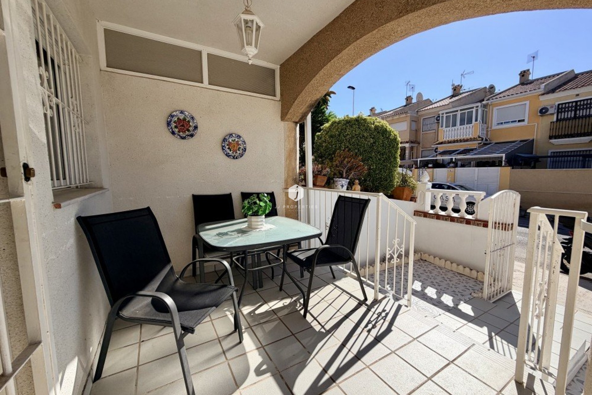 Aus zweiter Hand - Chalet -
Torrevieja - Costa Blanca