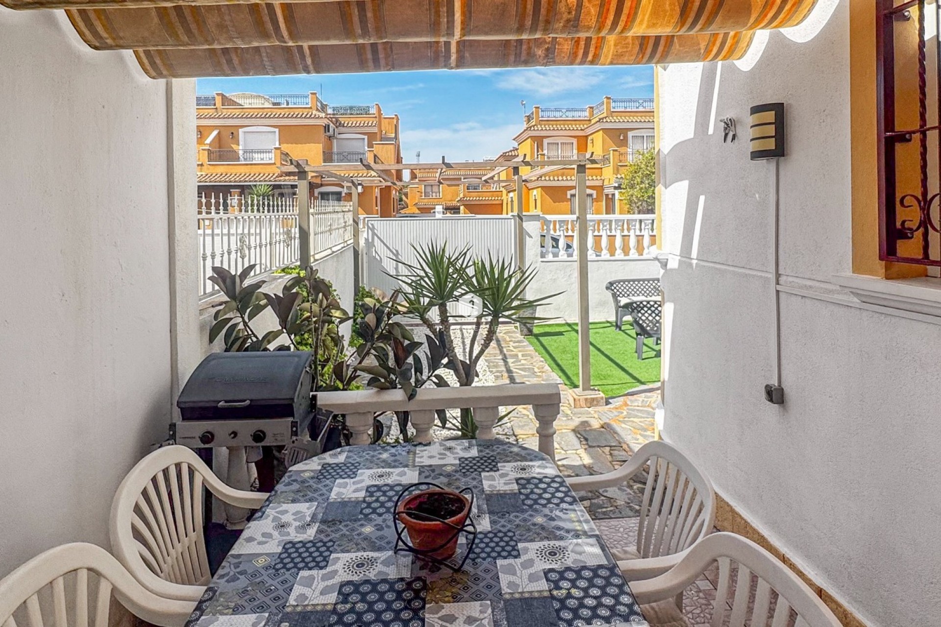 Aus zweiter Hand - Chalet -
Torrevieja - Costa Blanca