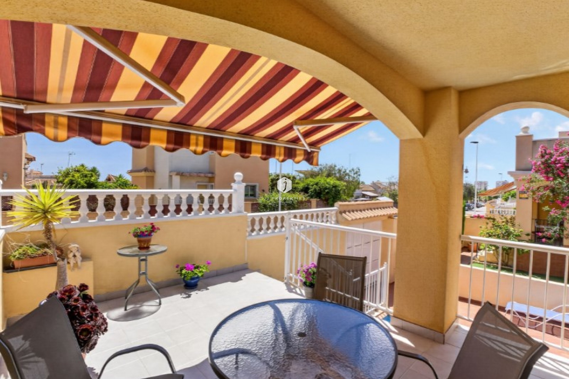 Aus zweiter Hand - Chalet -
Torrevieja - Costa Blanca