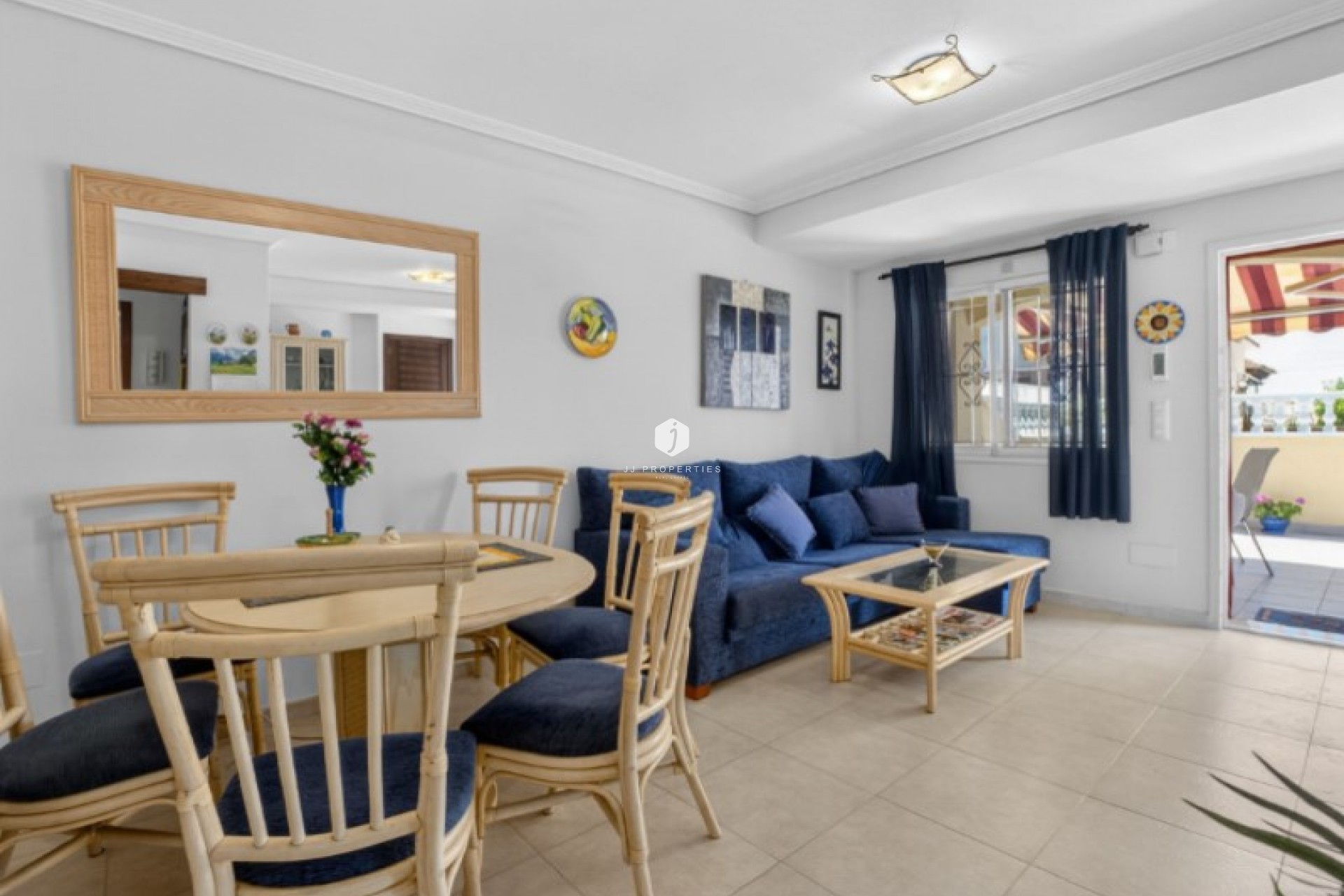 Aus zweiter Hand - Chalet -
Torrevieja - Costa Blanca