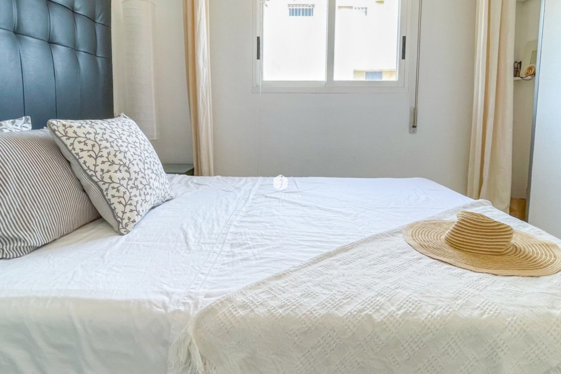Aus zweiter Hand - Chalet -
Torrevieja - Costa Blanca