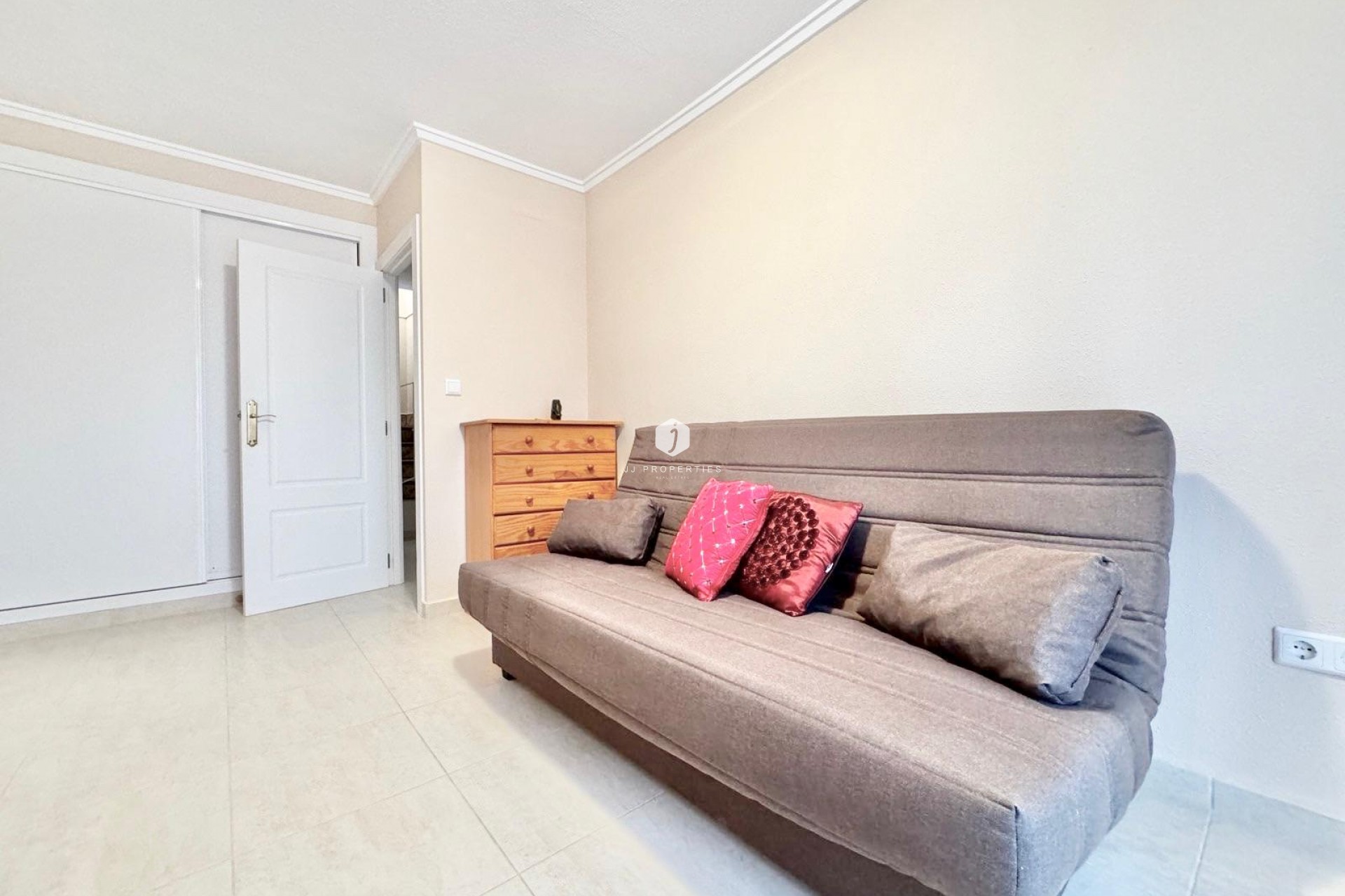 Aus zweiter Hand - Chalet -
Torrevieja - Costa Blanca