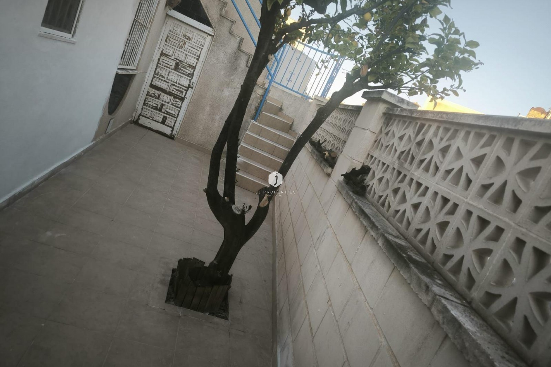 Aus zweiter Hand - Chalet -
Torrevieja - Doña ines