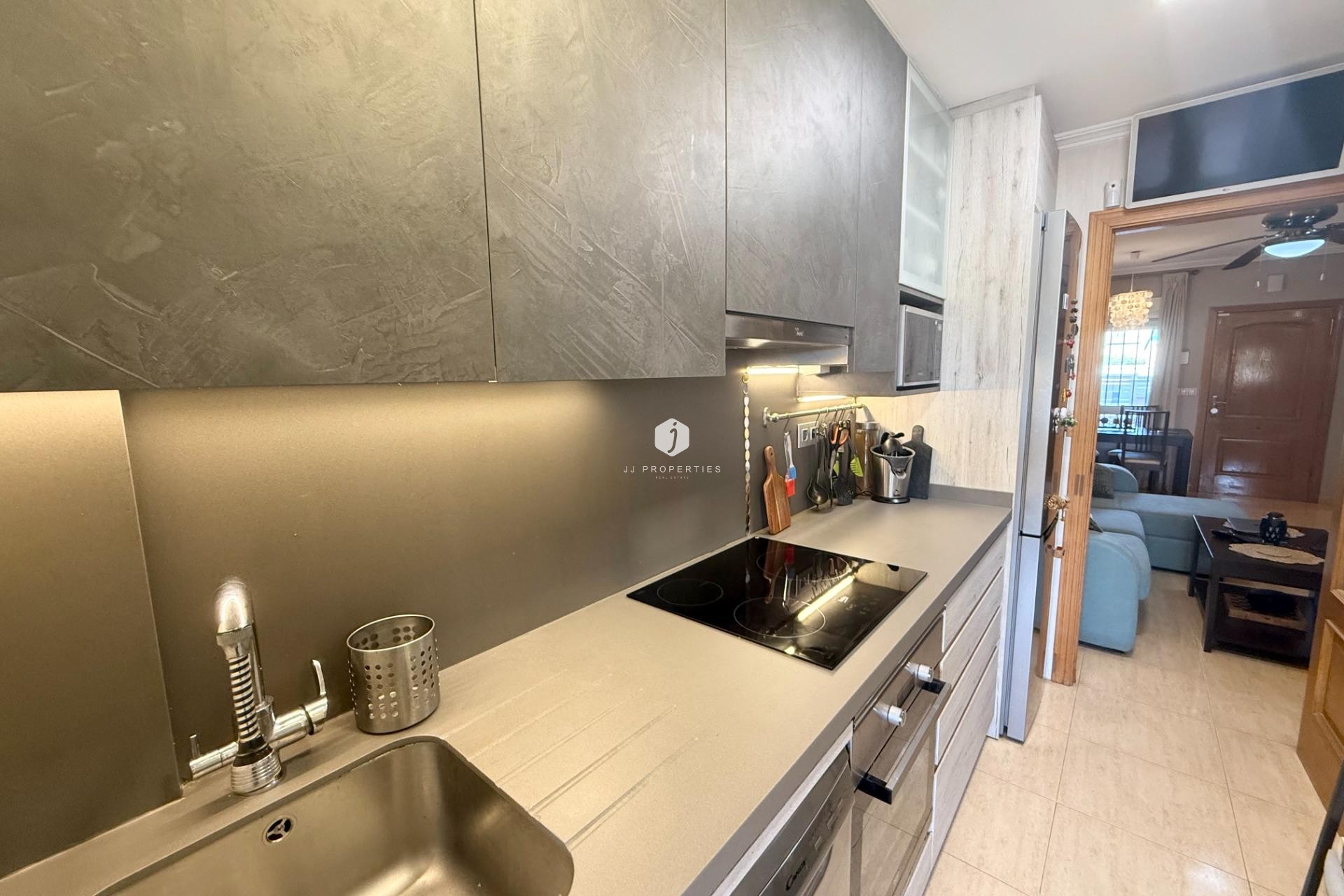 Aus zweiter Hand - Chalet -
Torrevieja - El Limonar