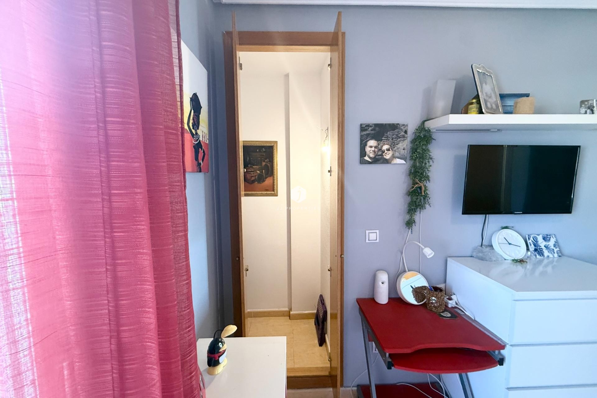 Aus zweiter Hand - Chalet -
Torrevieja - El Limonar