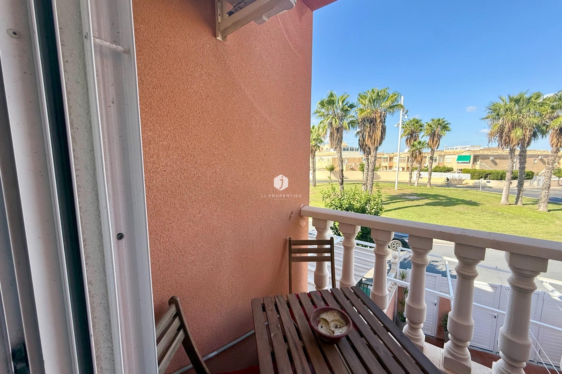 Aus zweiter Hand - Chalet -
Torrevieja - El Limonar