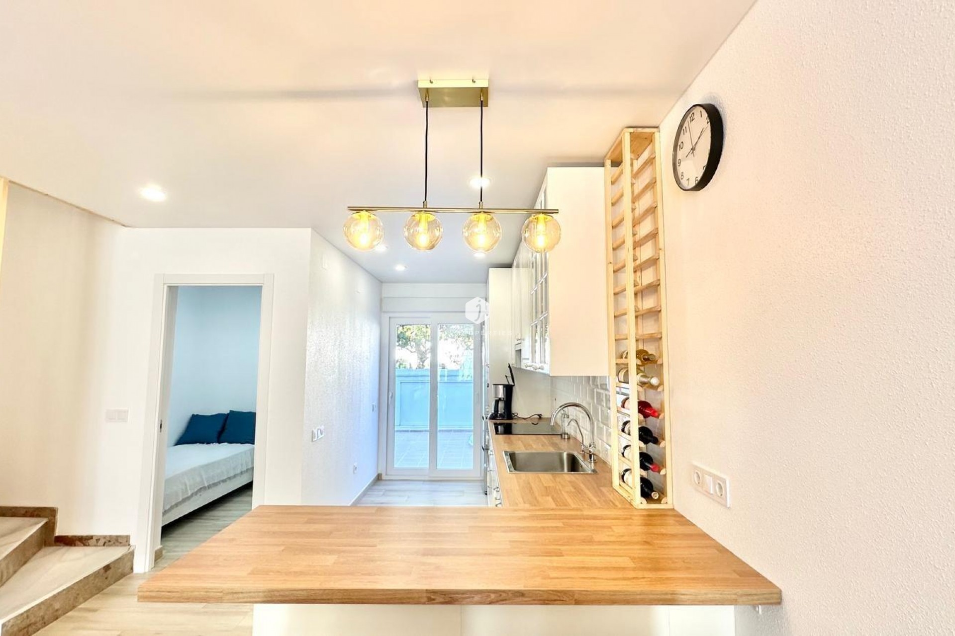 Aus zweiter Hand - Chalet -
Torrevieja - Estacion de autobuses