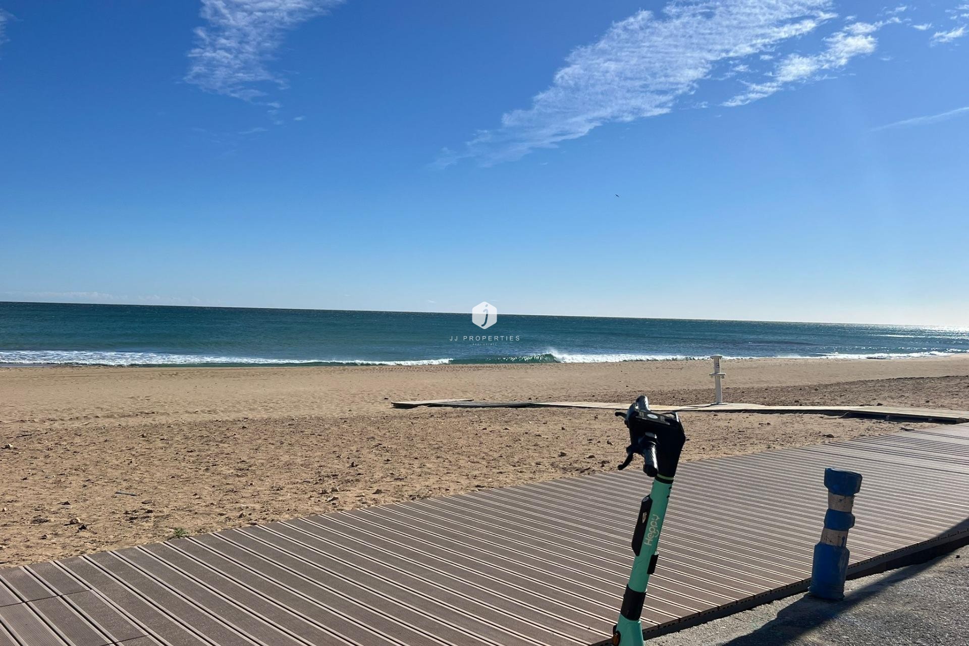 Aus zweiter Hand - Chalet -
Torrevieja - La Mata