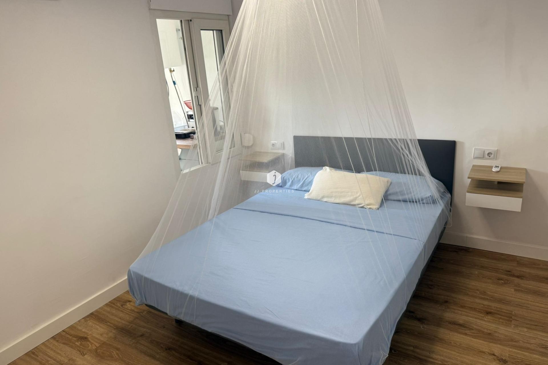 Aus zweiter Hand - Chalet -
Torrevieja - La Siesta - El Salado - Torreta