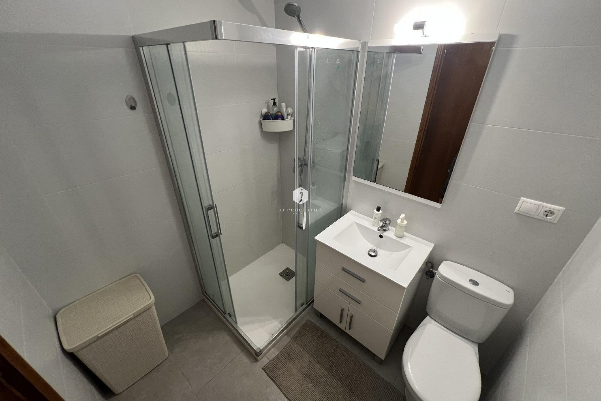 Aus zweiter Hand - Chalet -
Torrevieja - La Siesta - El Salado - Torreta