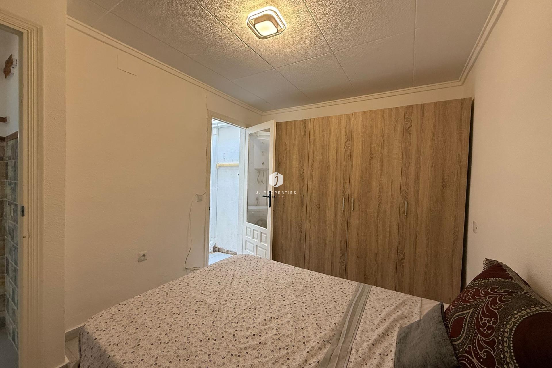 Aus zweiter Hand - Chalet -
Torrevieja - La Siesta - El Salado - Torreta