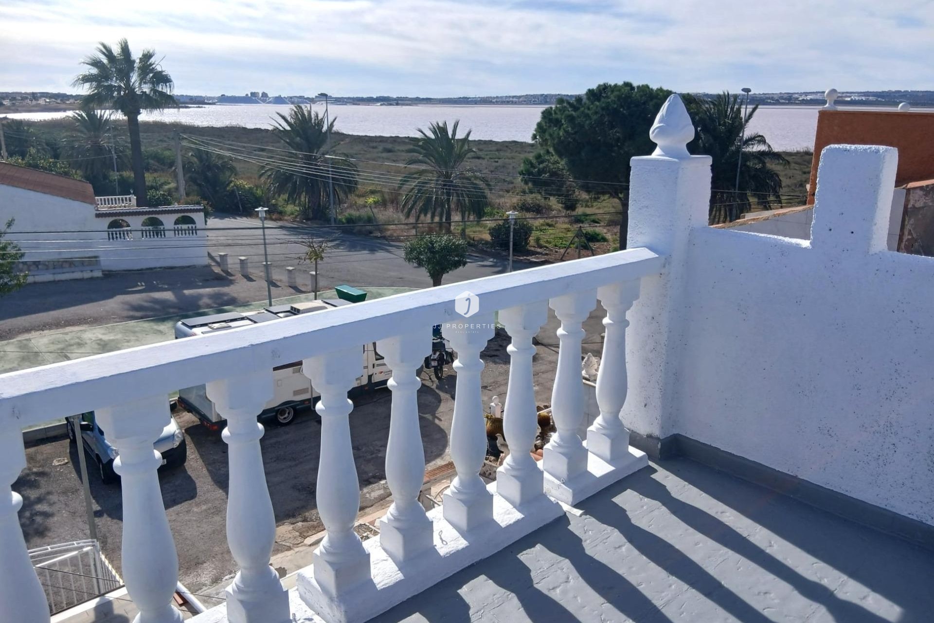 Aus zweiter Hand - Chalet -
Torrevieja - La Siesta - El Salado - Torreta