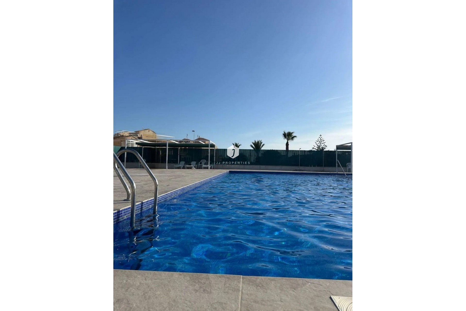 Aus zweiter Hand - Chalet -
Torrevieja - La Siesta - El Salado - Torreta