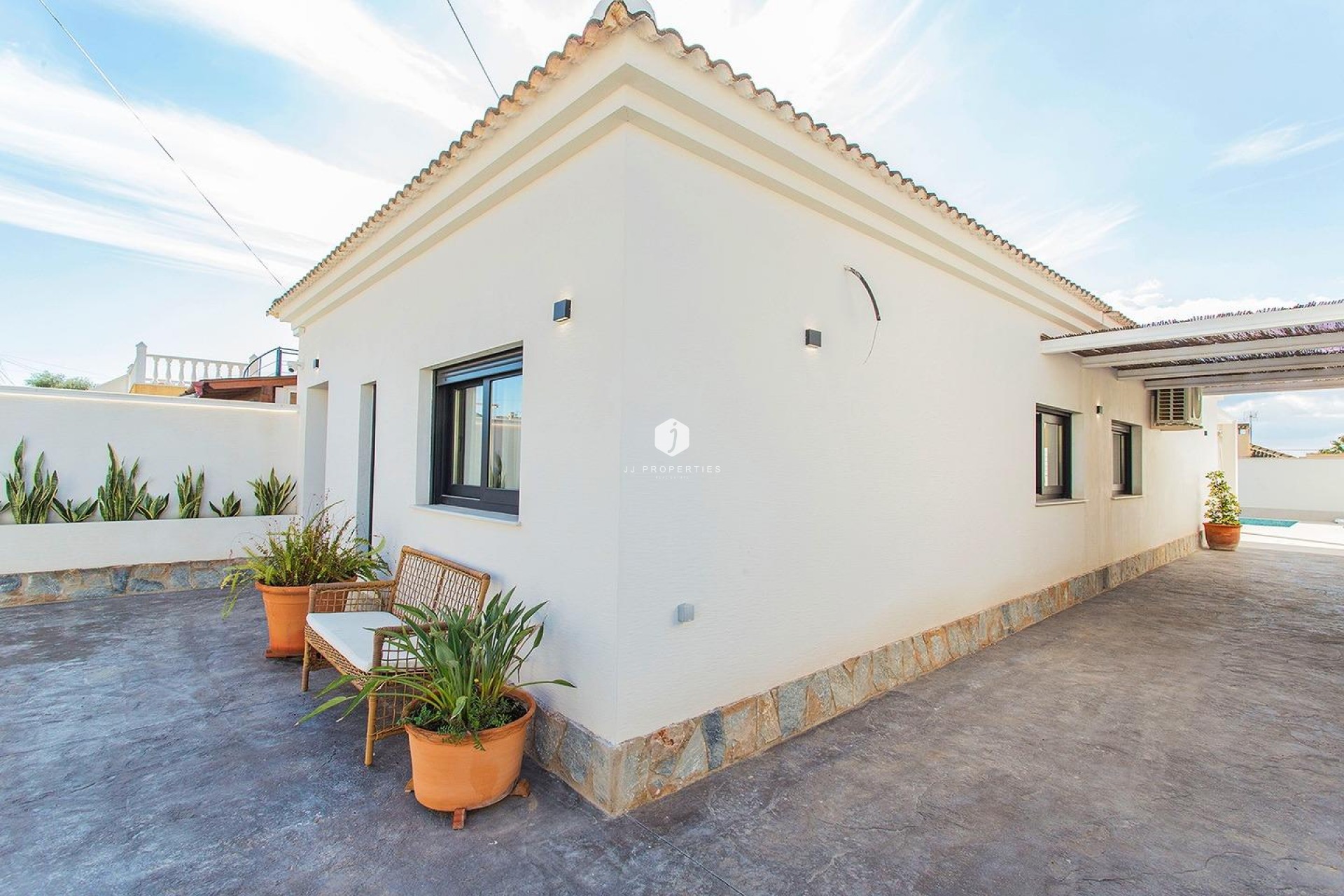Aus zweiter Hand - Chalet -
Torrevieja - La siesta