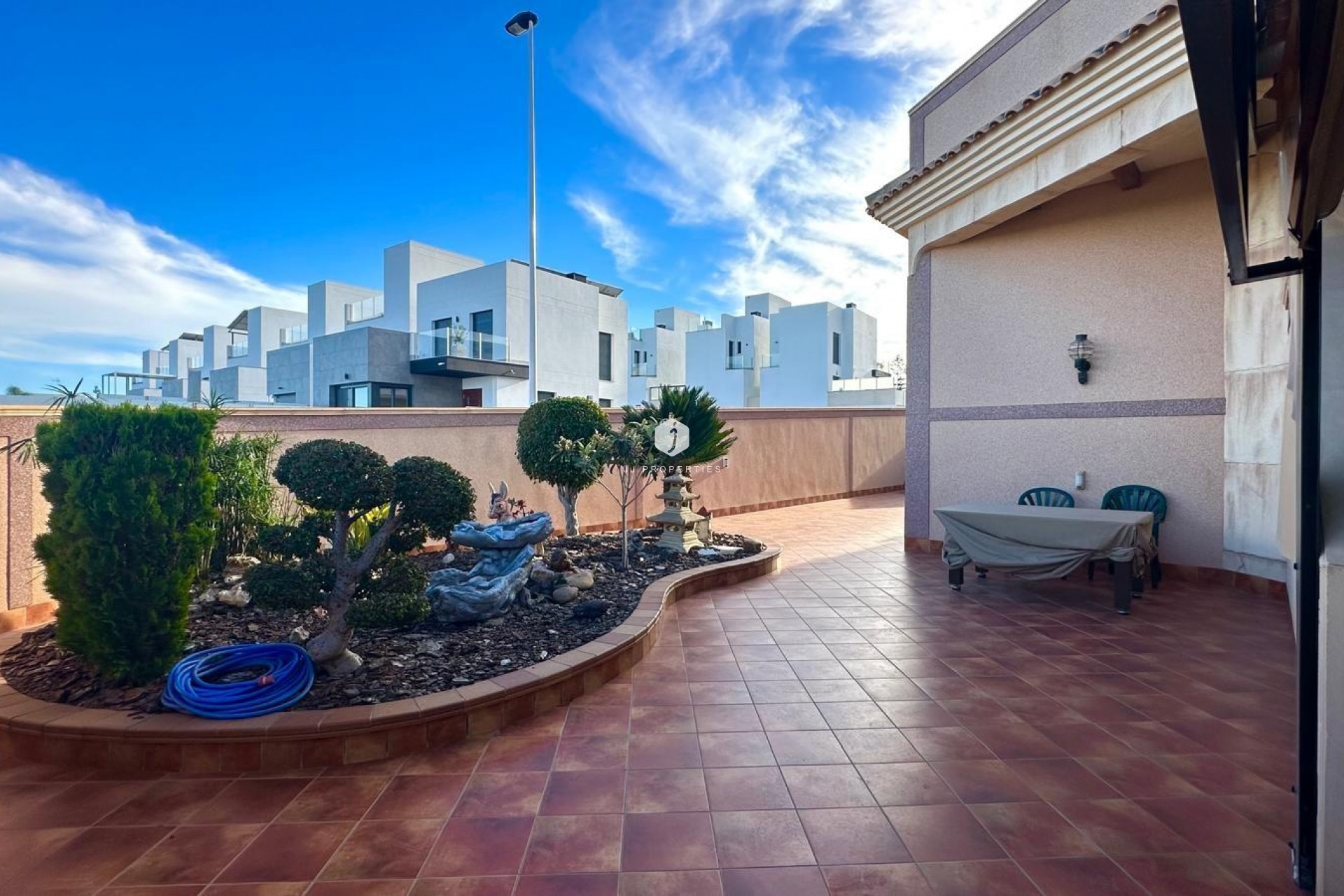 Aus zweiter Hand - Chalet -
Torrevieja - La siesta